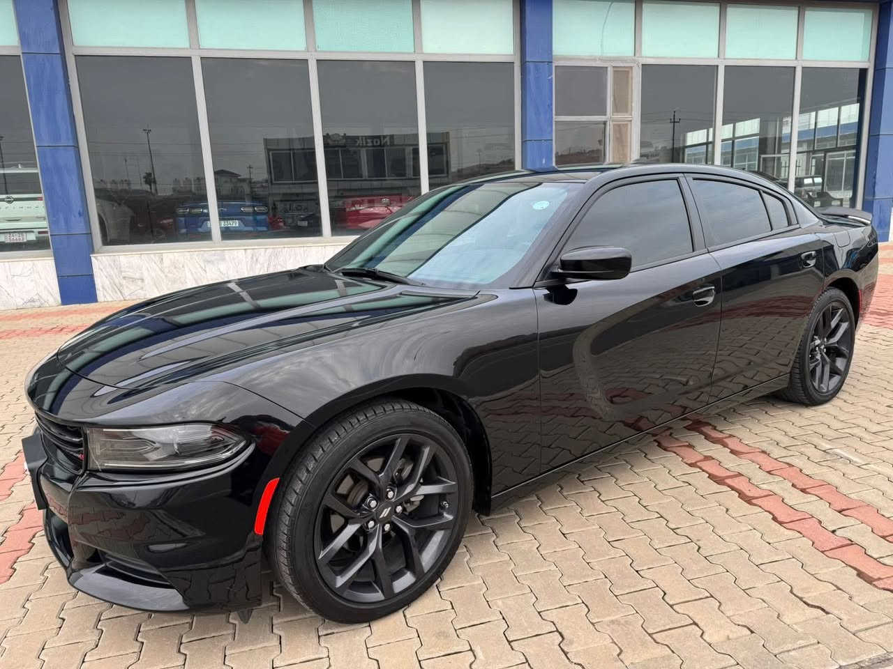 ✅سلام وعليكم
✅دوج جارجر موديل 2023 

✅لون اسود 

✅ماشي 54 الف مايل 

✅مكان سيارة دهوك 

✅تفاصيل صور ضرر كلها بل نشر 

✅للاستفسار اتصل على ارقام تاليه 

***********✅

***********✅
