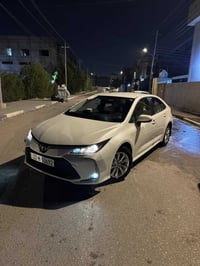 كورلا 2024 ساز بضمان الوكالة   المواصفات: تحكمات ستيرن دخول ذكي  انارة...