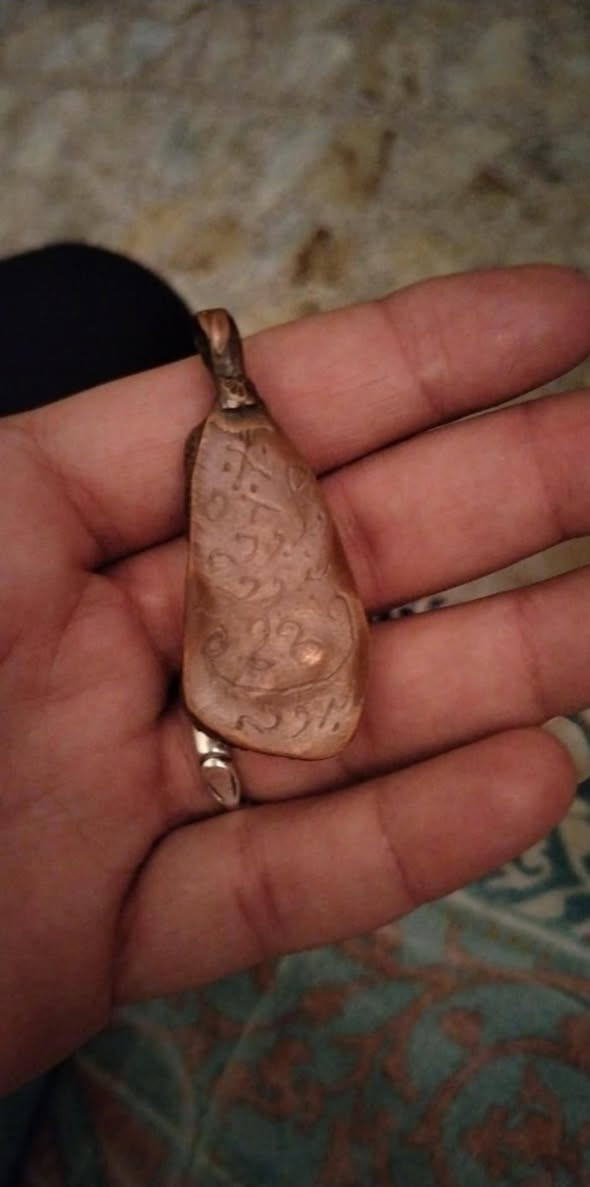 سلام عليكم
 متاح حجر زوعت حيه وحجر هبهاب
شغله فول مطلسم *********** اتصل ع رقم وبيك خير وتدلل

