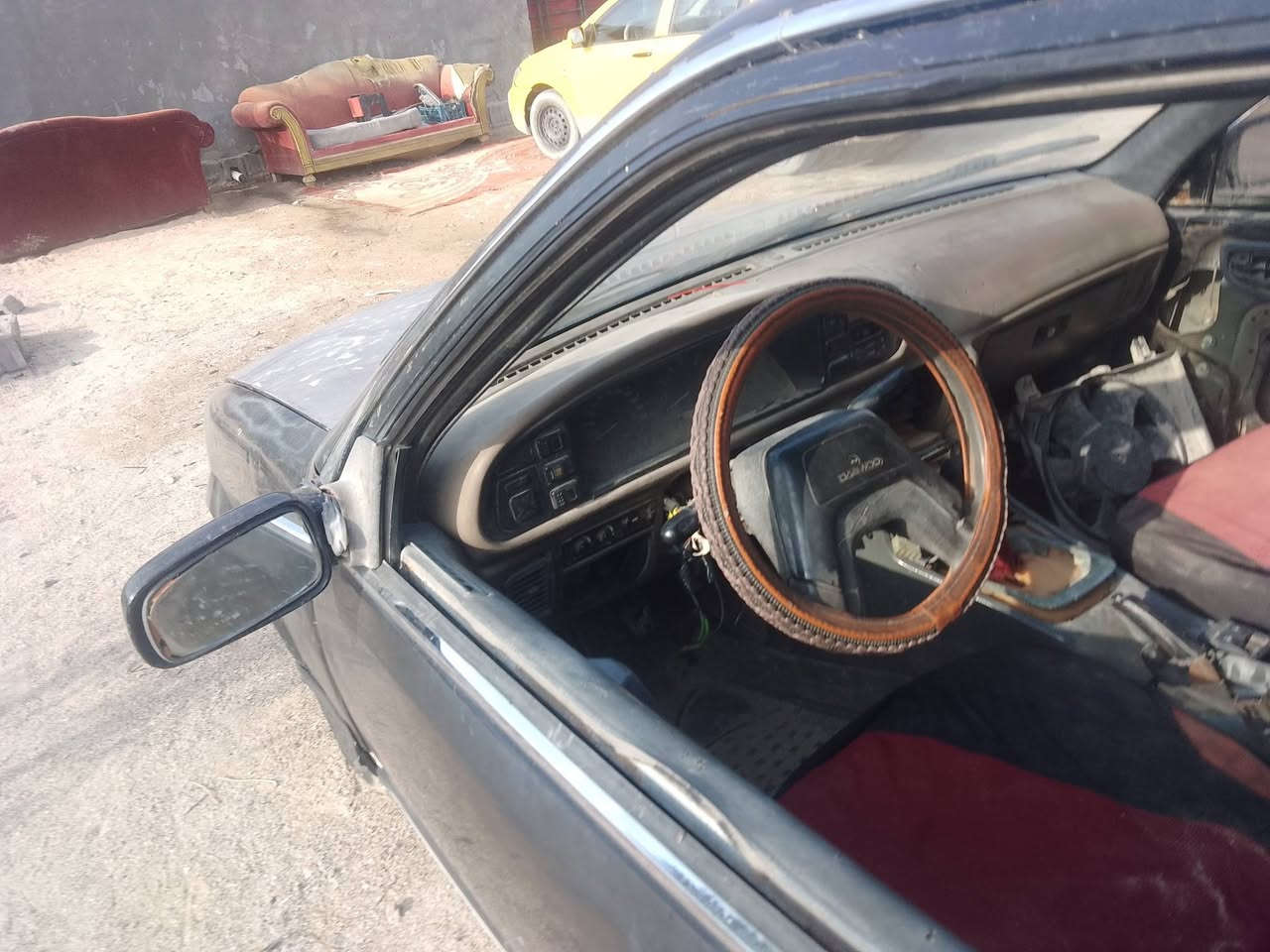 سلام عليكم دايو للبيع بيع مستعجل جوه سوك 10ورقه رقم ميسان مشروع وطنية مختلف بيها سنتر تشتغل شويه وتطفه عنواني بصره زبير ابيع كوم حديد تسحبها ***********
