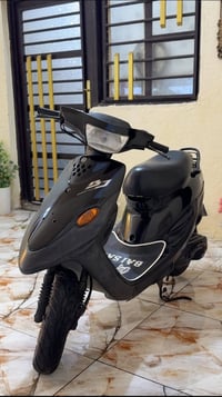 دراجة • تسع زروف • للبيع