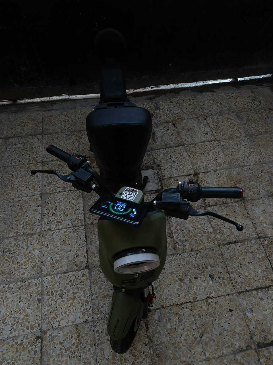 دراجة شحن R9
نظيفة ومرتبه

موديل 2025

نظام تشغيل سويج وبصمه وكارت

بطاريات بحاله ممتازه 

شاحنه ام الشاشة

البصرة المطيحة

 واتساب ***********
