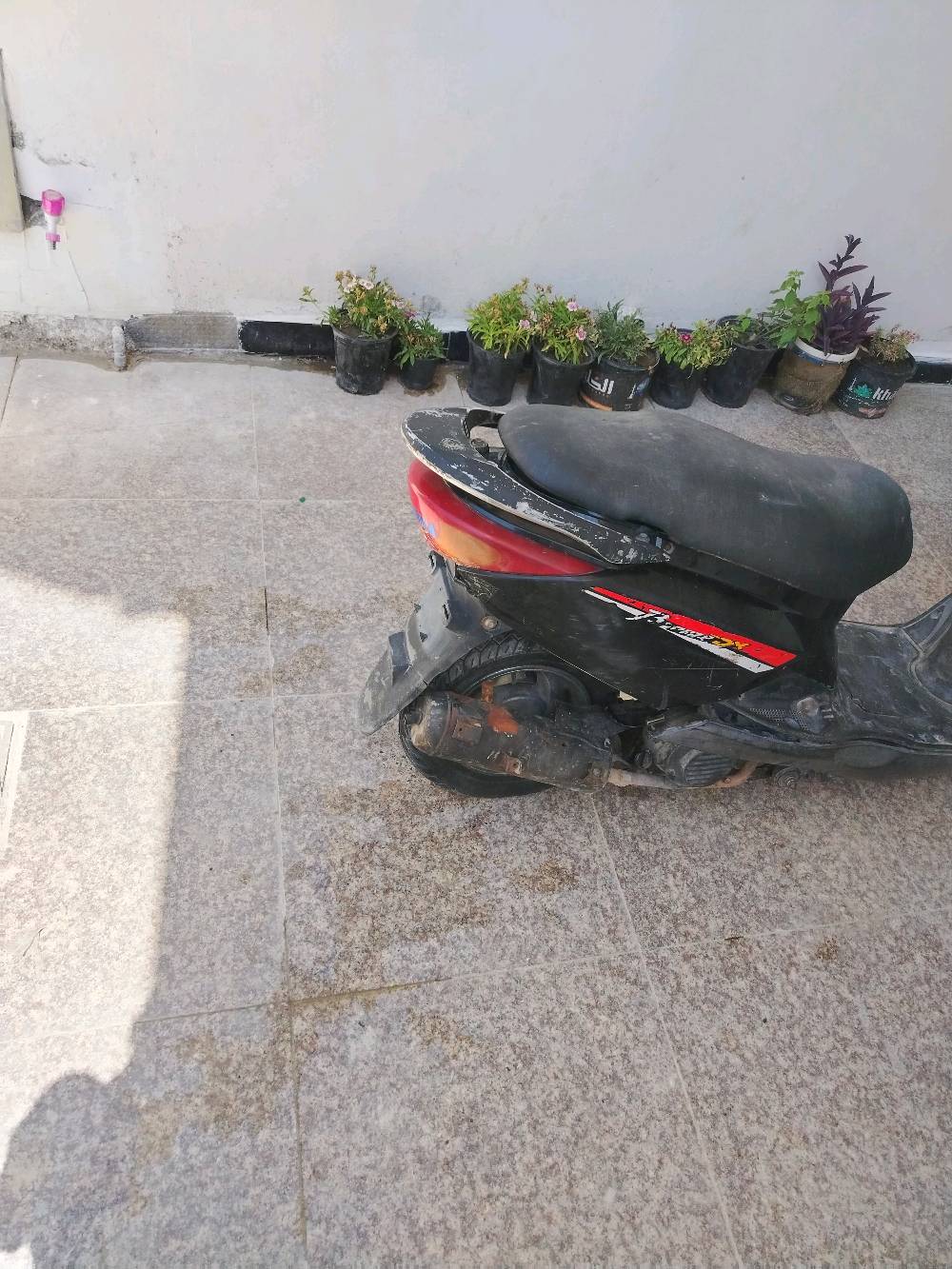 سلام عليكم بريز 140 سلف هندر نقص باتري جيب باتري وافحص دراجه تشتغل بس تعطس من كابريتر مكاني غزاليه سعر***********