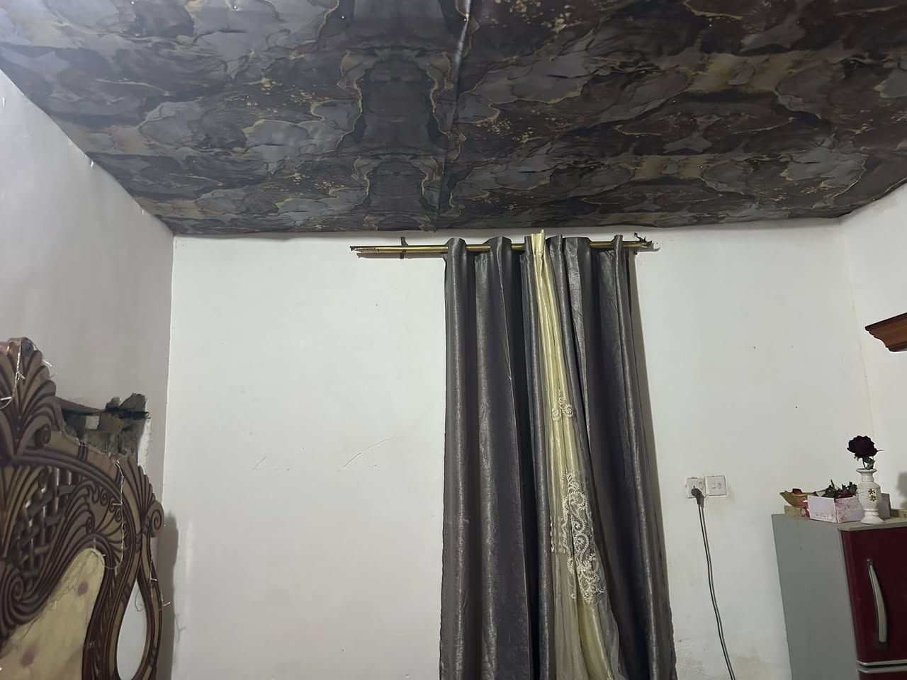 بيت تجاوز للبيع. مساحه 200م شارع المصلح حي المير الغربي
***********اتصال 

***********واتساب

سعر خاص
