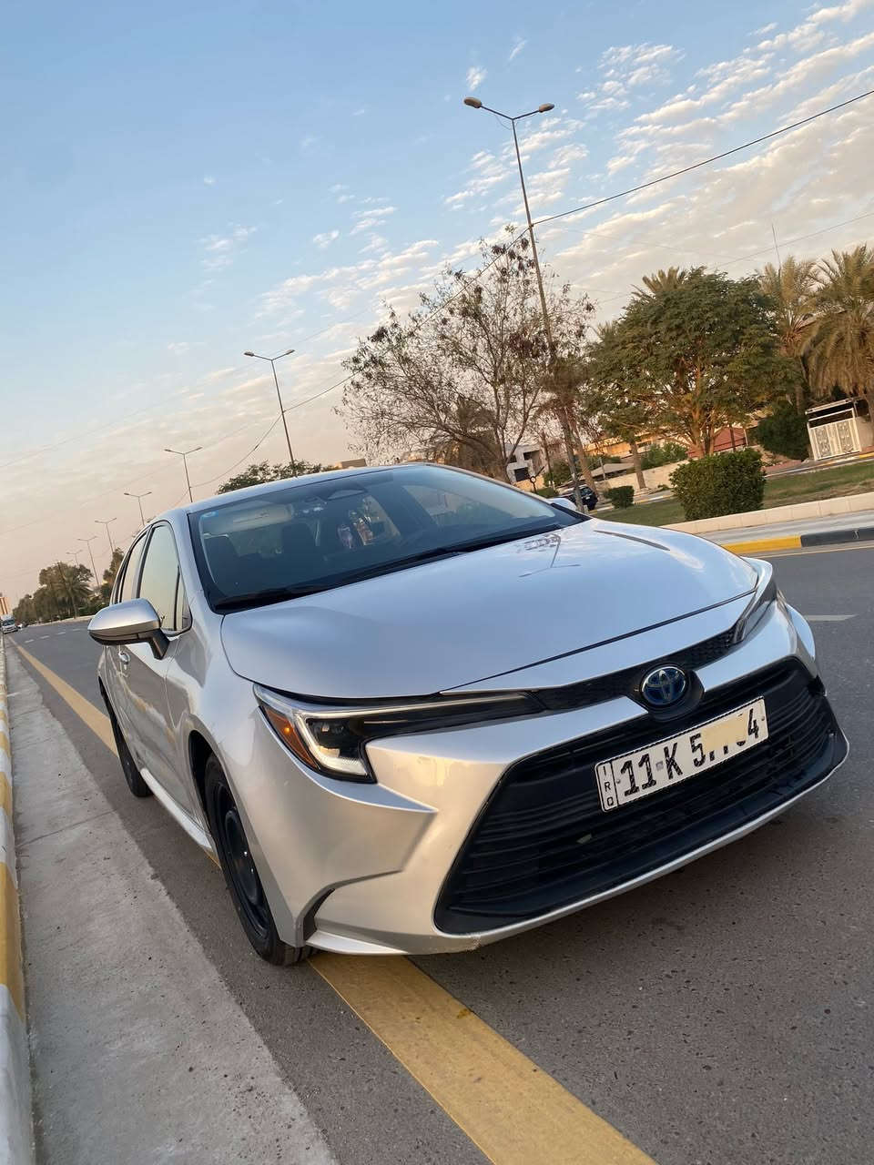 السلام عليكم
كورلا 2024 هايبرد
وارد أمريكي 
مواصفات Le
محرك 1800 
رادار تحكم جهتين 
توقف ذاتي 
اوتو هولد 
تحديد مسار 
حادث جاملغ امامي ونص الباب مصبوغ 
الجاملغ الخلفي بارد 
لغود شواصي كفاله 
ايرباك فقط برده 
ماشيه 46
صور الحادث بلمنشور 
مكان السياره بغداد بأسمي تحويل ثاني يوم 
السعر 160 

*********** حيدر
