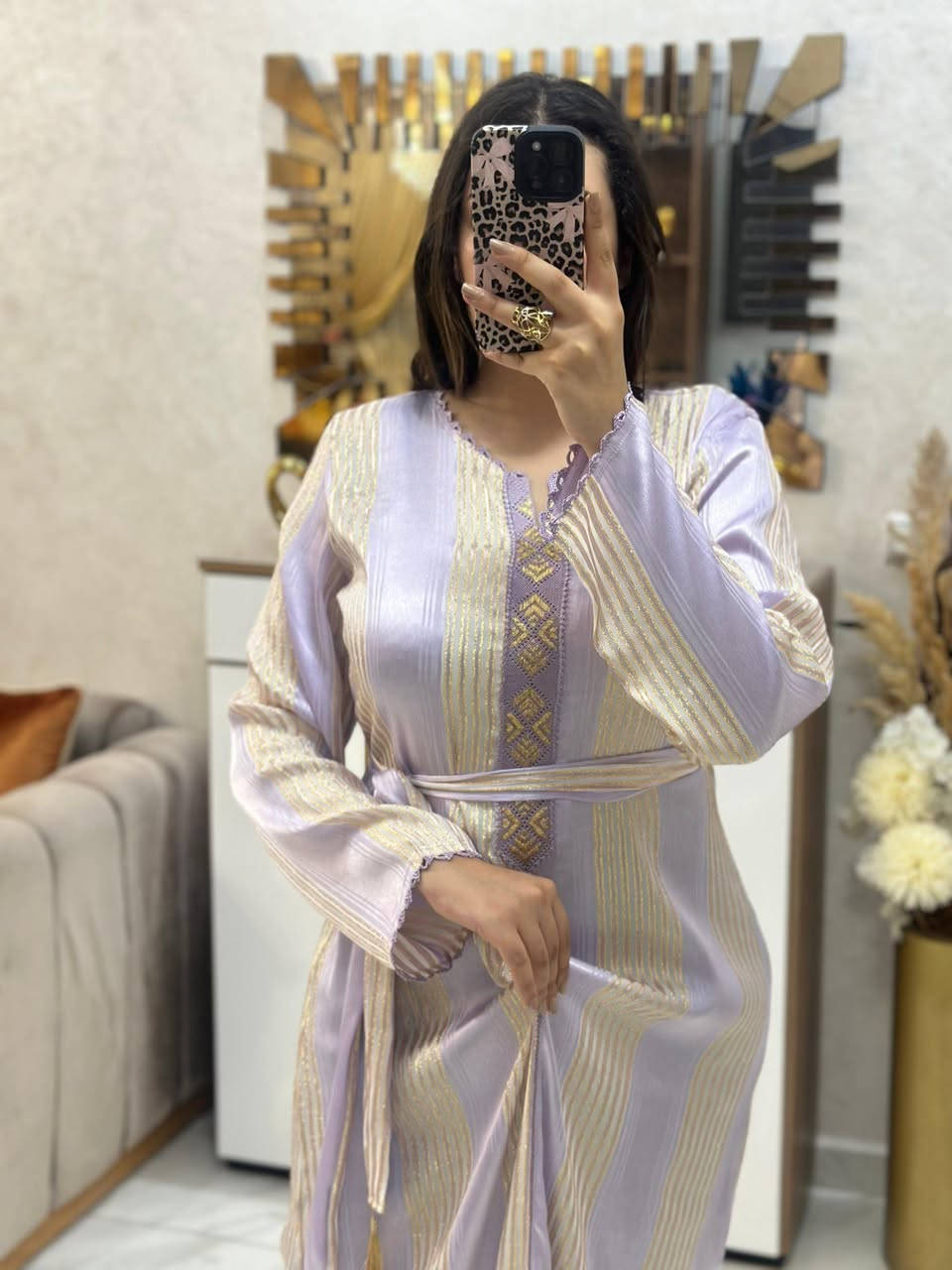 قفطان جوهرة بالحزام مخدوم بالراندة ديال ليد
L xl xxl 3xl
توب جوهرة حرير


**إذا كنت صاحب هذا الإعلان وتريد حذفه لأي سبب، رجاءا أرسل رسالة إلى الدعم الفني**