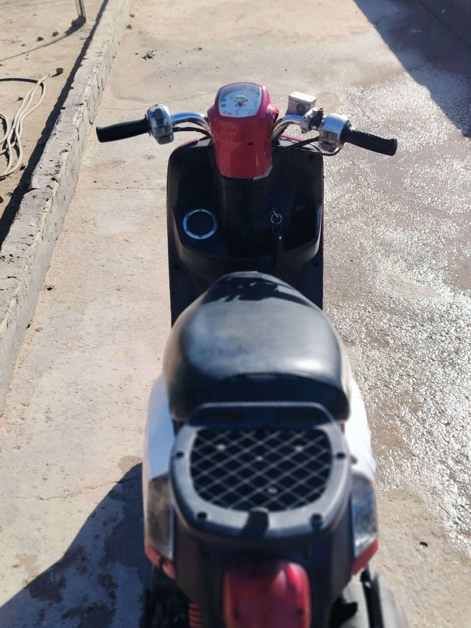 سلام عليكم بوليس كابرتر كله شغال نكره سلف حلوه ناعمه سلف وكابرتر بلاد مبدل بس ولفات كله بلادي شعندك مراوس نزل واذا اربعه كير بعد احسن حتلو فرق عادي مكاني مسيب رقم ***********
