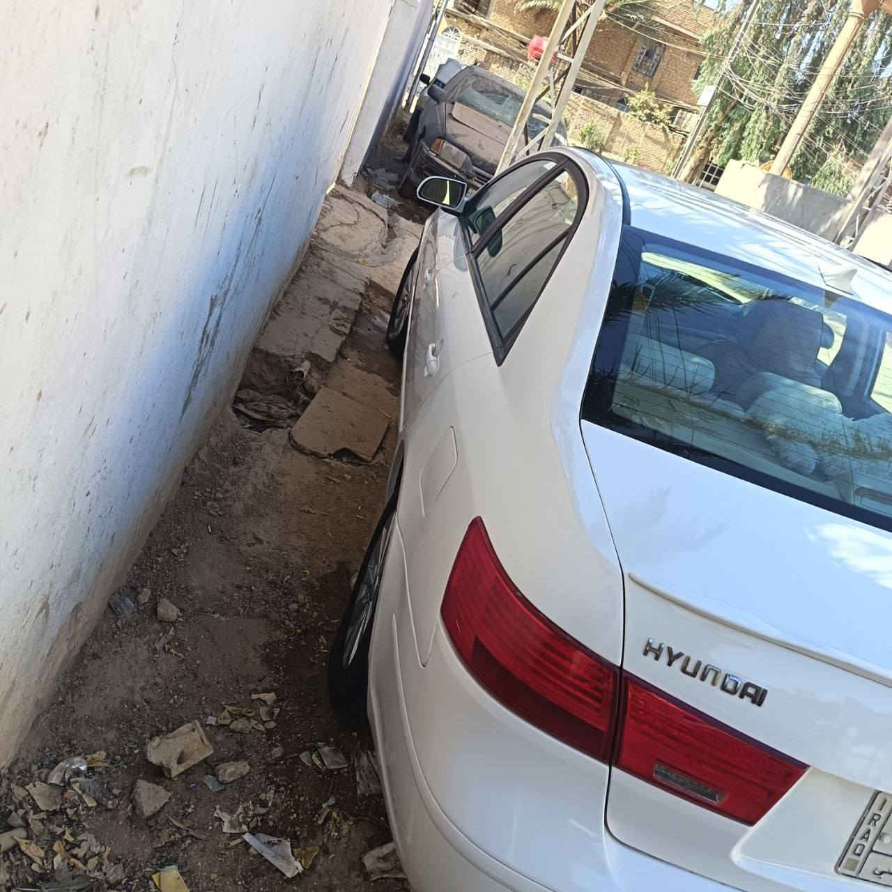 السلام عليكم سوناتا للبيع الموديل 2010مصبوغه احزام جماليه محرك 4.سلندر ديالئ بعقوبه حي المعلمين  السعر شده او 10  ***********
