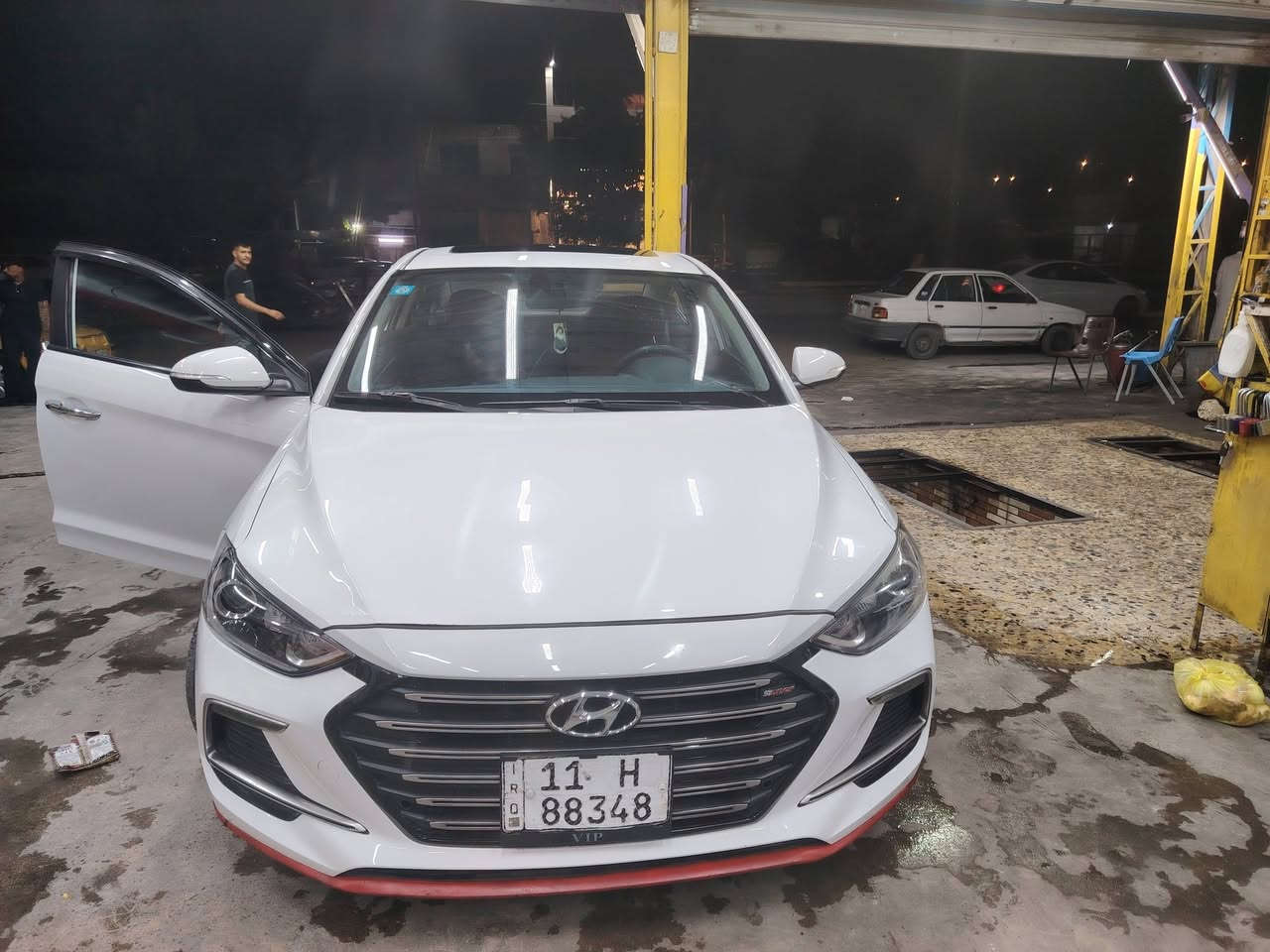 اعيد النشر بسبب الوعود الكاذبه  النـترا   2019خليجي سوبر البيع 
خليجي 
محرك 2000 دوش

فول موصفات ماعدا بصمه
كفاله عامه من عده قطعه تبديل جاملغ بلادي و باردات 

فتحه سقف✅
 شاشه كامره دواره ✅
مثبت سرعه ✅
تحكم استيرن جهتين ✅
لد نهاري ✅
  مري شفط ✅
ثلاث انضمه قياده ✅
تبريد ثلـج 🥶 
سبورت ✅
كشنات جلد ✅
السونار مرفق بلمنشور✅
وباقي الموصفات معروفه✅
كير محرك صدر كله جديد 
#السعر 140🔥 وبيها مجال 
مكان نجف 
الاستفسار
 ***********

