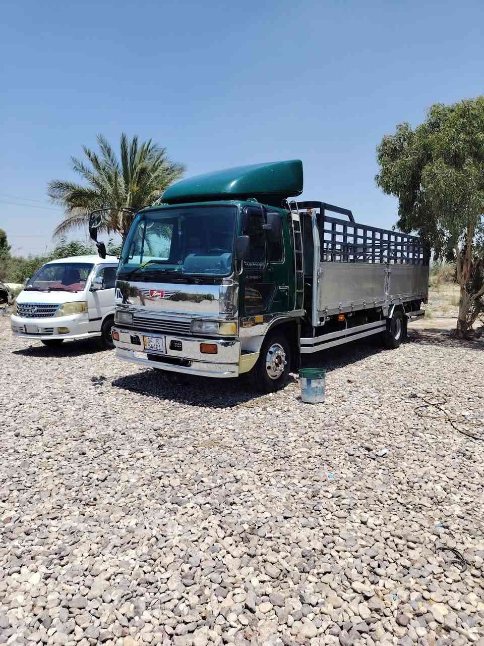 سلام عليكم هينو سته وربع بلادي مكينه70سوبر لاصرف والبخار سياره كفاله ملكف بلنشر ***********
