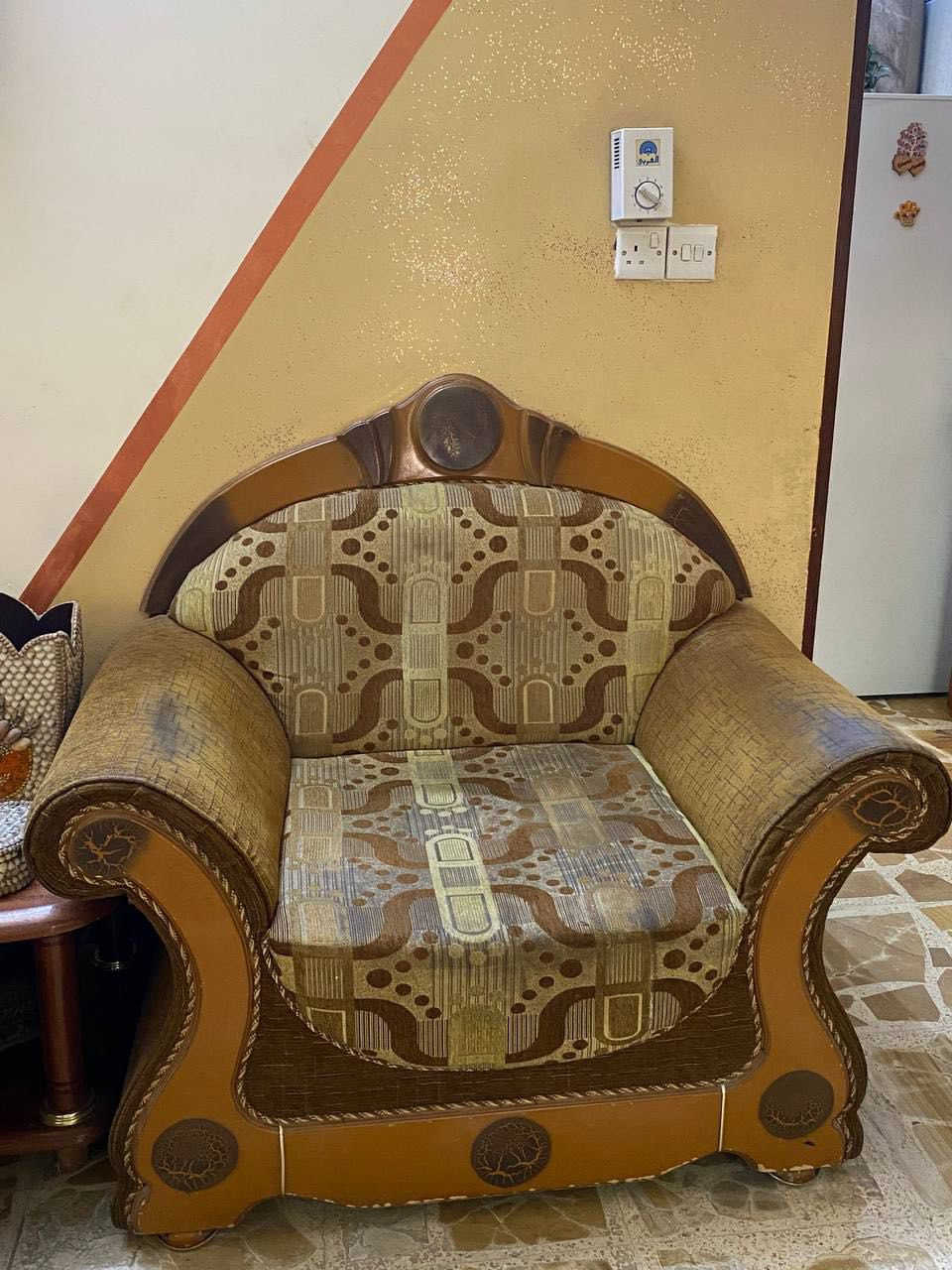 قنفات صاج عراقي 10 مقاعد 
فخمه تكفي للمساحات الكبيره 

سعر الشراء 1,200,000
سعر البيع 250 الف وبيها مجال ان شاء الله منختلف على السعر 
ووياها طبلات هديه 
للجادين فقط رجاءاً الاستفسار على الخاص


**إذا كنت صاحب هذا الإعلان وتريد حذفه لأي سبب، رجاءا أرسل رسالة إلى الدعم الفني**