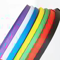 يتوفر لدينا شريط رزم  عدة قياسات ومختلف الالوان للكميات 6-10-12-16 ملم...