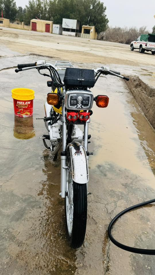 2020اوراق اصولي للبيع او مراوس بدايوان ٢٢/٢٣ونطي فرق***********
