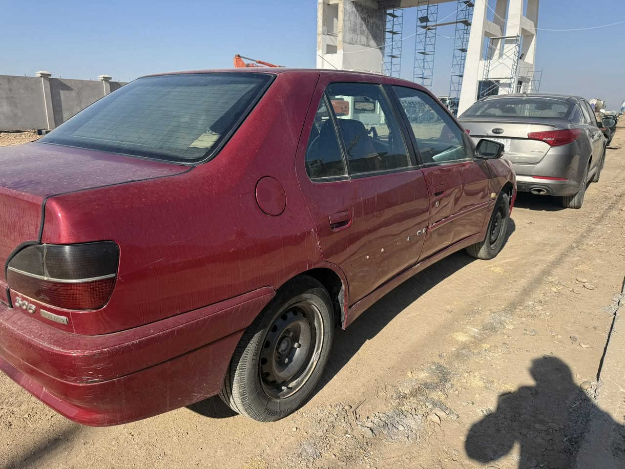 السلام عليكم بيجو فرنسي 2001
رقم بغداد 
المكان واسط /الكوت 
الاستفسار الاتصال /***********
