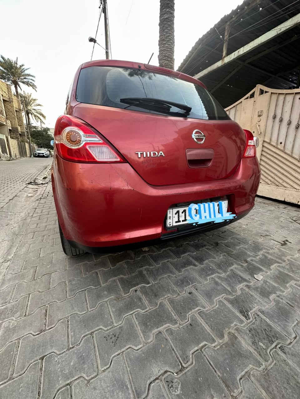 السلام عليكم نيسان تيدا موديل 2009 السياره جاهزه مكينه وكيرمكفولات  تبريد ثلج. تخم تاير جديد باتري جديد عليها ادامه كامله ومابيها اي نقص صدر جديد قبل اسبوع. رقم بغداد  بسمي السياره. مكفوله من الضربه والصبغ. بيها شويه. جراد البنيد.. السياره بلاديه.   الاتصال ***********. 
السعر. 77 وبيها مجال  انشاء الله. 
المكان بغداد. الكرخ.
