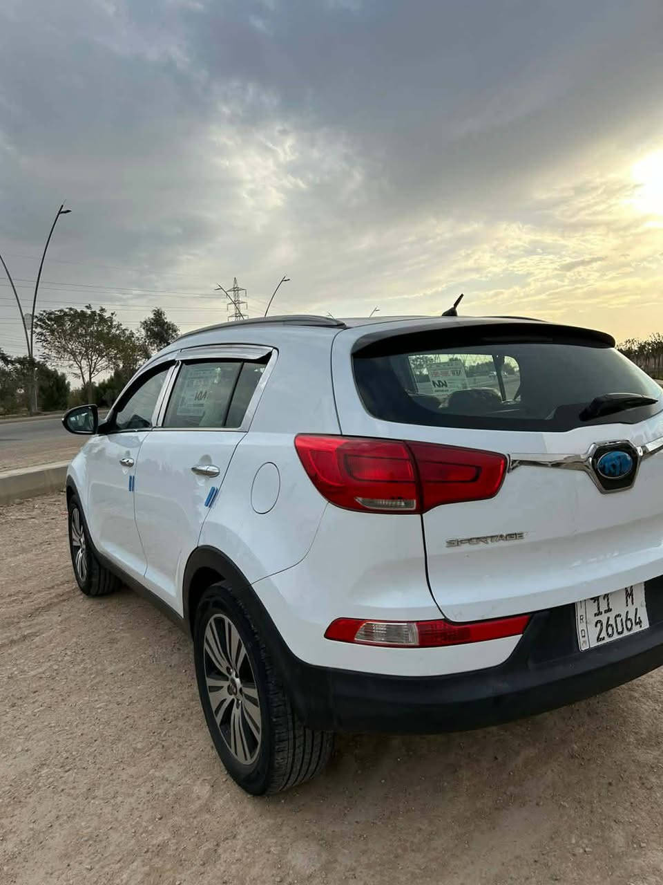 اسلام عليكم كيا سبورتج موديل 15 خليجي مكفولة من ضربة وصبغ كير محرك صدر ١٠٠#١٠٠  رقم بغداد جديد هزة جديد السعر 153 استفسار ***********
