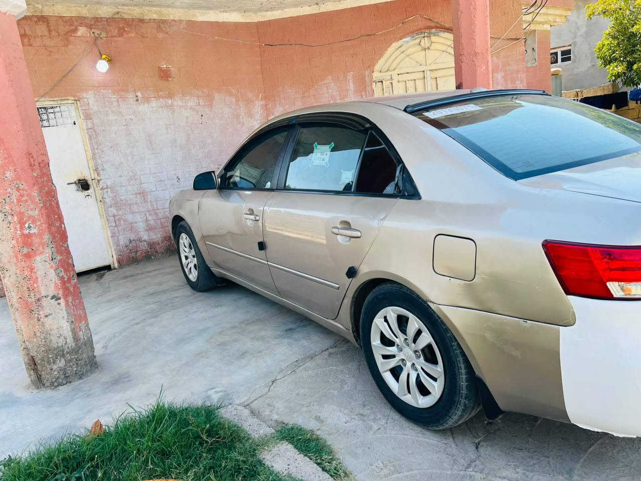 السلام عليكم ورحمة الله وبركاته
سوناتا للبيع ٢٠٠٨
محرك شرط 
كير شرط تبريد ثلج
كهربائيات شغالة 
السعر ٣٩ وبيه مجال
الاستفسار الاتصال 
***********
صلاح الدين بيجي البوطعمه
