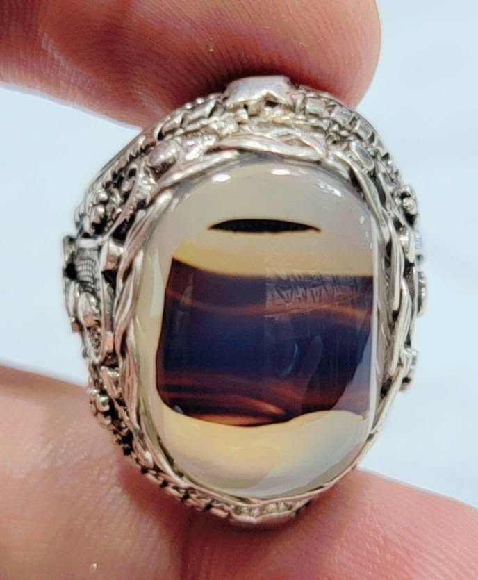 عرووووض وجديد 
💎💎💎💎💎💎💎
*محلات القيصر لبيع جميع الفضيات والعقيق اليماني* 
💎💎💎💎💎💎💎
*والتحف والهدايا بكل انواعها 
حسب الطلب نوفرها لكم* 
#خواتم رجالي - نسائي - اطفال 
#طقومات رجالية - نسائيه 
#تحف من تراثنا اليمني القديم.⚱️🗡️📿🛍️🛍️
#هدايا🎁🎁
#مسابح📿
💎💎💎💎💎💎💎
*كل ما عليك سوى زياراتنا او التواصل معانا تجد ما يرضيك 
وبأسعار💵💸 مناسبة*.🏃🏻🚗🚌
📌بيع جمله + تجزئة 
#للاستفسار ومعرفة الاسعار او الطلب يرجى التواصل معنا على الا ارقام التاليه  📲
محلات القيصر 🏢
+967771907727 - +967711215977
711215977  - 771907727
👇🏻👇🏻👇🏻👇🏻👇🏻👇🏻
او التواصل عبر الواتساب مباشره 
https://wa.me/967771907727
👇🏻👇🏻👇🏻👇🏻👇🏻👇🏻
او على الرقم 
https://wa.me/967711215977
👇👇👇👇👇👇
# العنوان صنعاء  باب اليمن شارع النظارة 🏢
 #يوجد لدينا توصيل داخل العاصمة صنعاء وايضاً الى جميع محافظات الجمهورية .🚙🚌
$وكما يوجد لدينا شحن الي جميع دول العالم $✈️🛫%
#او زووا صفحتنا الشخصية على الفيس بوك


**إذا كنت صاحب هذا الإعلان وتريد حذفه لأي سبب، رجاءا أرسل رسالة إلى الدعم الفني**
