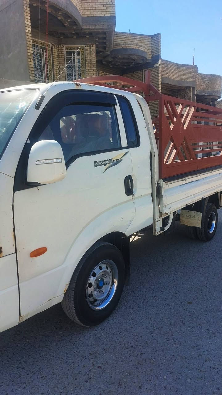 السلام عليكم كيه حمل مسكر للبيع اطرمبه موديل ٢٠٠٦ السياره حلوه مكفوله كير ومحرك وكسن شاصي السياره رقم بغداد ١١ دولي السعر ٩٥وبيهه مجال مكان السياره بغداد المعامل ***********
