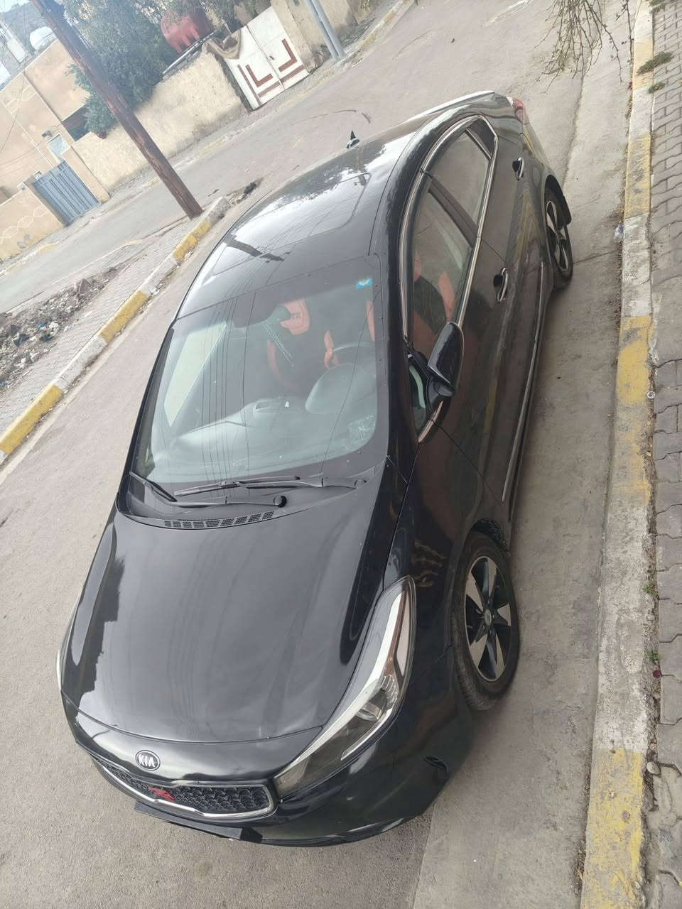 سيراتو ٢٠١٧ خليجي اسود
محرك ٢٠٠٠ دوش
رقم بغداد ( مشروع وطني ) 
فول مواصفات 1/1
بصمة ترحيب وبصمة تشغيل
فتحة سقف 
فول تحكم ستيرن 
تدفئه  بالستيرن 
تبريد قطعتين 
تدفئه تبريد اربع كشنات امامي خلفي
نقطه عمياء
رادار جانبي
حساسات امامية وخلفية
مري شفط + اشاير
انارة ترحيب بالمري ويدات البوب
درايف مود ايكو وسبورت 
كشن كهربائي وخزن ميموري
كشنات جلد
صدر جديد قبل اسبوع شادة بااستثاء الدبلات 
السيارة مصبوغه حزام للجمالية اثر جراد ( مكفولة من الضربة ) 
السعر  98 $
للاستفسار الاتصال ***********
