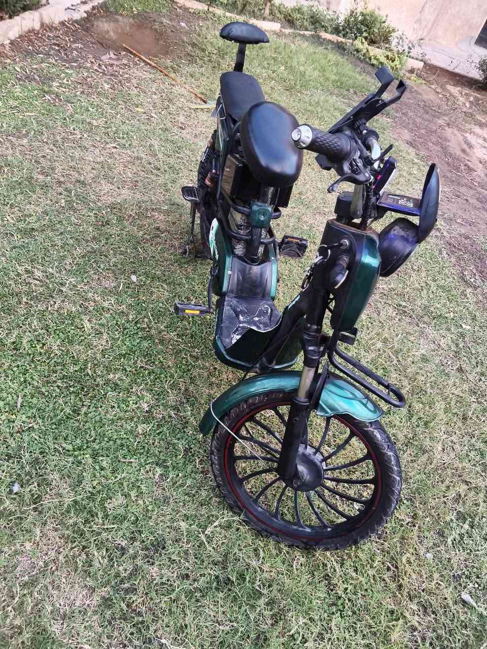 السلام عليكم عيني عندي ماطور شحن للبيع سعر 250 قفل 225 ما ابي اي مجال بعد قفله اللي يحب يراسلني او يخبرني على هذا الرقم***********
