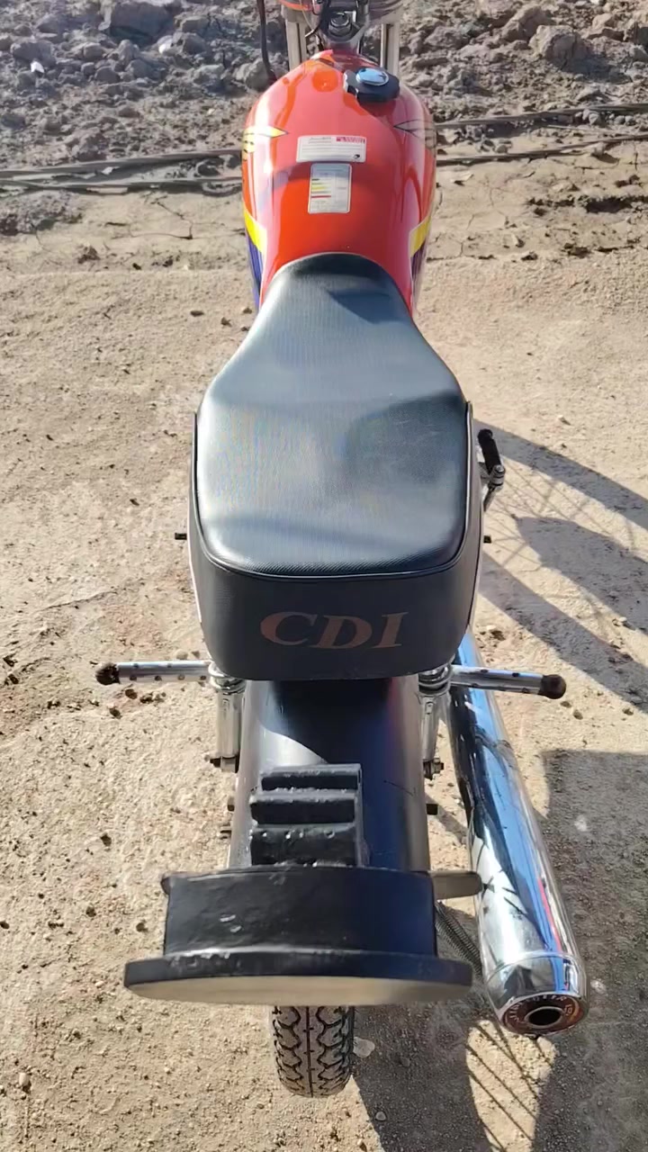 دراجه للبيع اوراق أصولي تخم وياله جدد مبدل فقط بستم تعمير ٢٣ السعر ٦٠٠ بيها مجال بسيط 
***********
