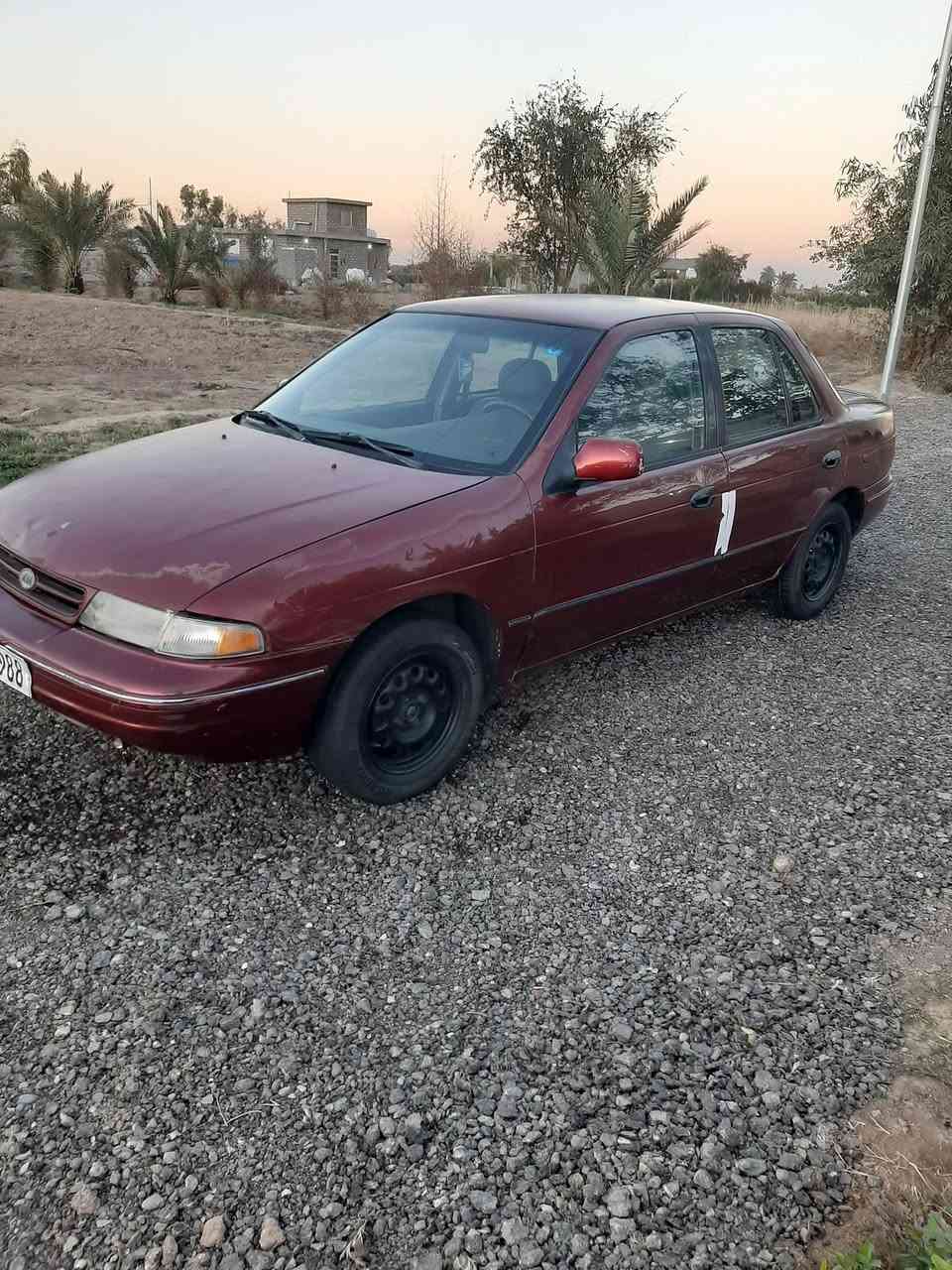 كيا سيفيا للبيع موديل 94 سياره بلاديه مكان السياره بغداد ابو غريب سعر المطلوب 37 وبيها مجال *********** )( ***********
