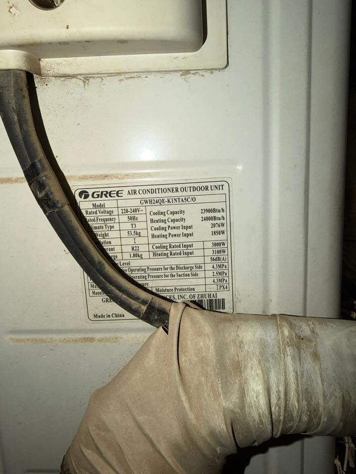 سبالت جداريه عدد 3 كري 2 طن وكنتوري عدد 2 3 طن كل تفاصيلهن موجودات بالصور السبالت بدون تصليح مكانهن بغداد الاعلام  كلهن سعرهن 2600 عدد 5 جميع السبالت شرط الفحص مشدودات ***********
