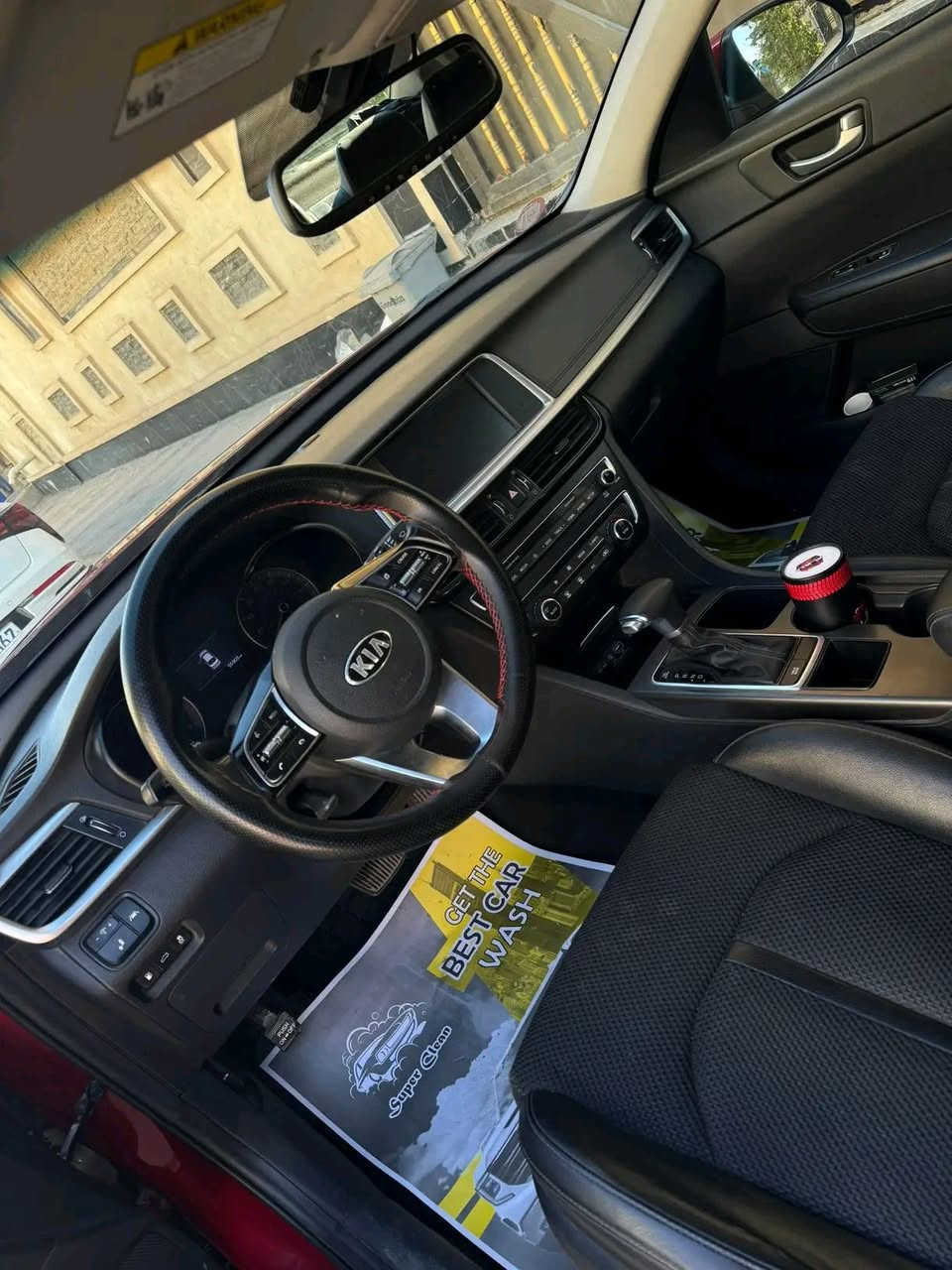 للبيع فقط 
كيا أوبتما موديل ٢٠١٩ وارد أمريكي 
فئة s حادث خلفي 
السيارة عليها إدامة كاملة من بلكات اصلية جدد وباتري جديد وتايرات جدد 
المواصفات ال s معروفة 
والسيارة بصمة بلادي ودخول ذكي 
الحادث خفيف خلفي بدون ايرباك 
رقم أربيل باسم الشركة 
السيارة ماشية ٥٥ الف فقط 
على وضع الشركة بدون نقص سعر 138$
تفاصيل اكثر ***********
مكاني الفلوجة
