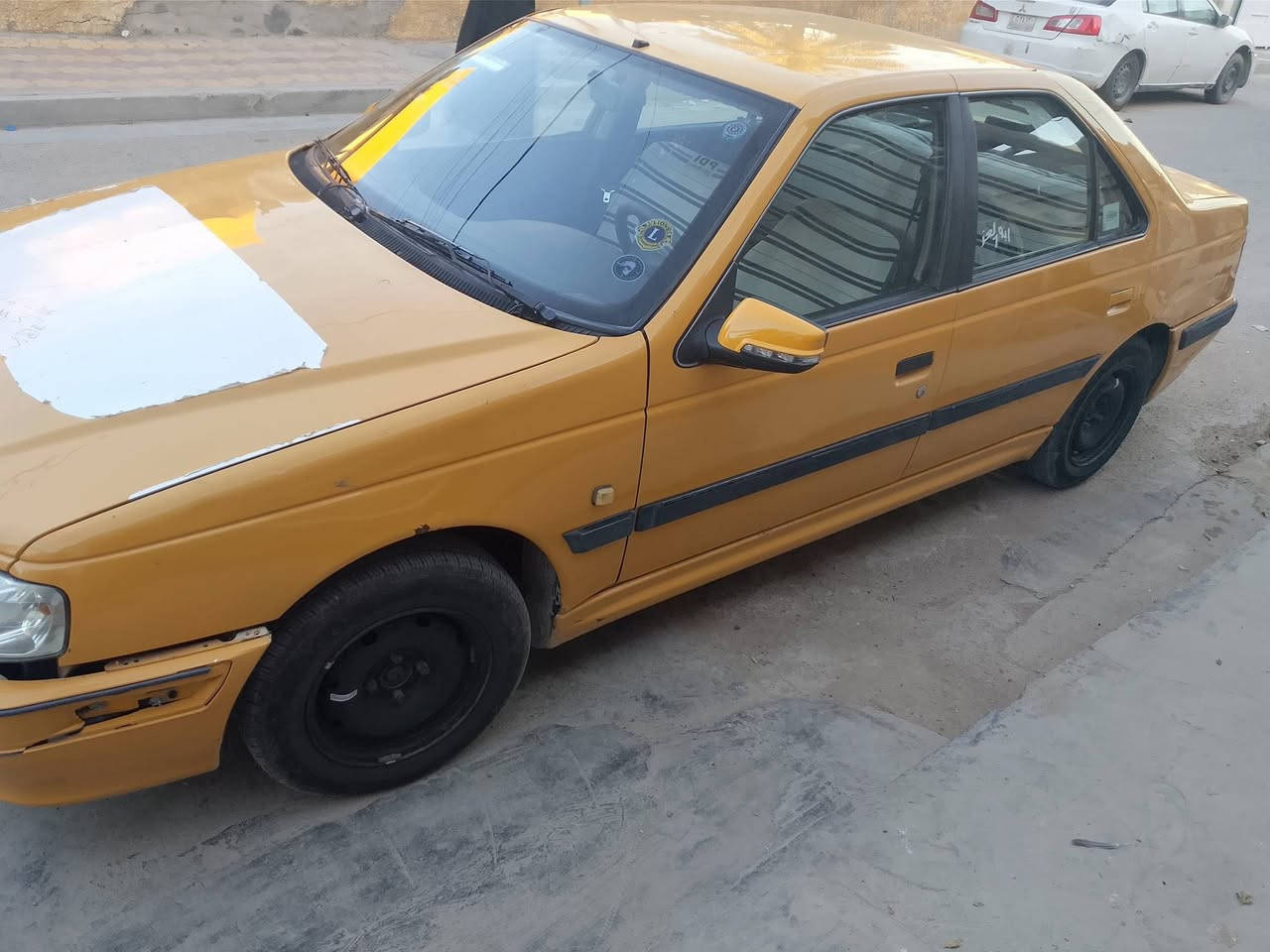 بيجو بارس للبيع موديل 2015 الايوجد اي حادث و ضرار لسياره نضيفه هيئة مصفر وغرامات همين سنوايه الغايات 2027سعر45بيه. مجال رقم ***********

