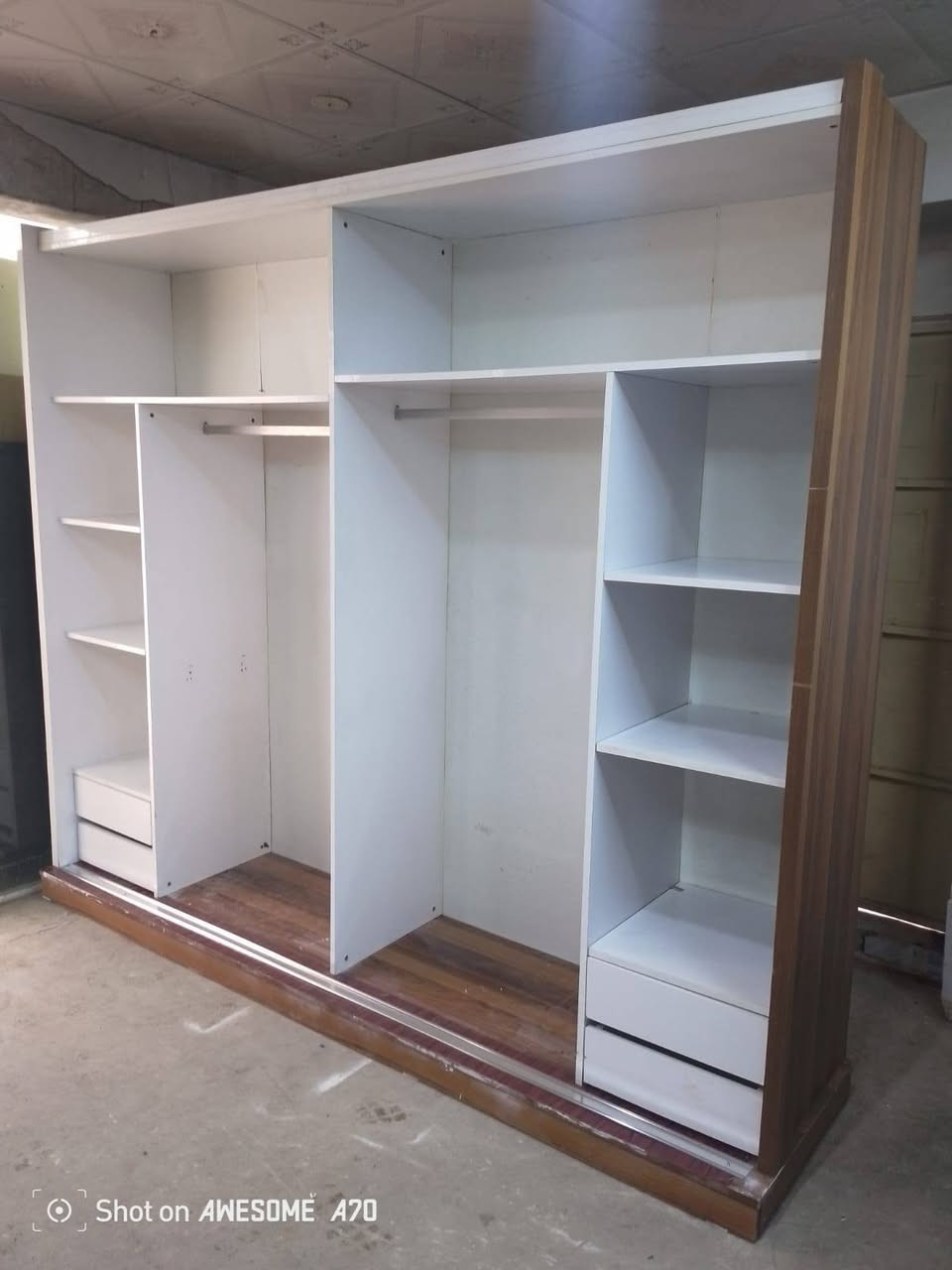 🚨 فرصة مميزة بأربيل 🚨
🛏️ غرفة نوم مودرن وفخمة جدًا
✨ تصميم حديث (خشب + أبيض) مع ظهر مبطن مريح وأنيق
💎 نظافة 100% — جاهزة للاستخدام
📦 كاملة مع: ✔️ كومدينات مرتبة
✔️ تفاصيل راقية تضيف فخامة للغرفة
💰 السعر: 350 ألف فقط (لقطة بهيج تصميم!)
📍 أربيل
🔥 اللي يدور على غرفة مودرن ونظيفة، هاي فرصته
🚨 السعر مقابل الشكل والجودة يعتبر فرصة
📩 راسل خاص قبل لا تنباع


**إذا كنت صاحب هذا الإعلان وتريد حذفه لأي سبب، رجاءا أرسل رسالة إلى الدعم الفني**