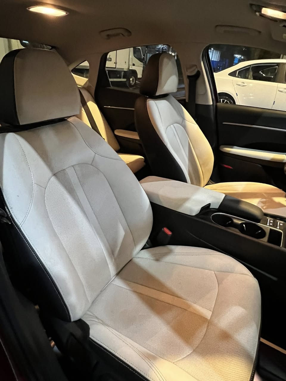 سلام عليكم سياره دخول شهداء وكاله عامه
هونداي سوناتا 2024
بدون ايرباك فقط كشن سائق 
محرك :2500 gdi تنفس طبيعي 
وارد : اميركا 
عداد المشي :10m 

مواصفات فول عدا بانورما 
1_بصمة
2_تشغيل عن بعد 
3_بصمة ابواب 
4_كير تعليك 
5_شاشه حجم كبير 
6_نقاط عمياء 
7_كشنات كهرباء 
8_تدفئة كشنات 
9_رادار امامي 
10_رادار خلفي وجانبي 
11_لد امامي خلفي 
12_لايت عدسات 
13_مودات قيادة 
14_عدادات الكترونيه متغيره 
15_منافذ شحن خلفية 
16_فول تحكم ستيرن 
17_فول قيادة ذاتيه مع تحديد مسار 
18_سايد بريك كهرباء 
19_مانع انزلاق 
20_اوتو هولد 
21_كامره خلفية بدقة hd
22_شفتات ستيرن _ 
اوتو بريك توقف ذاتي 

حادث سياره جاملغ امامي فقط بارد وتكحيل 
عنوان : الاعظميه شارع الظباط 
استفسار ***********
