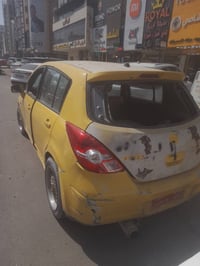 البيع نيسان فيرسه مديل٢٠٠٧ وارد أمريكي تحويل مباشر سعر ٢٠ $رقم مميز 07...
