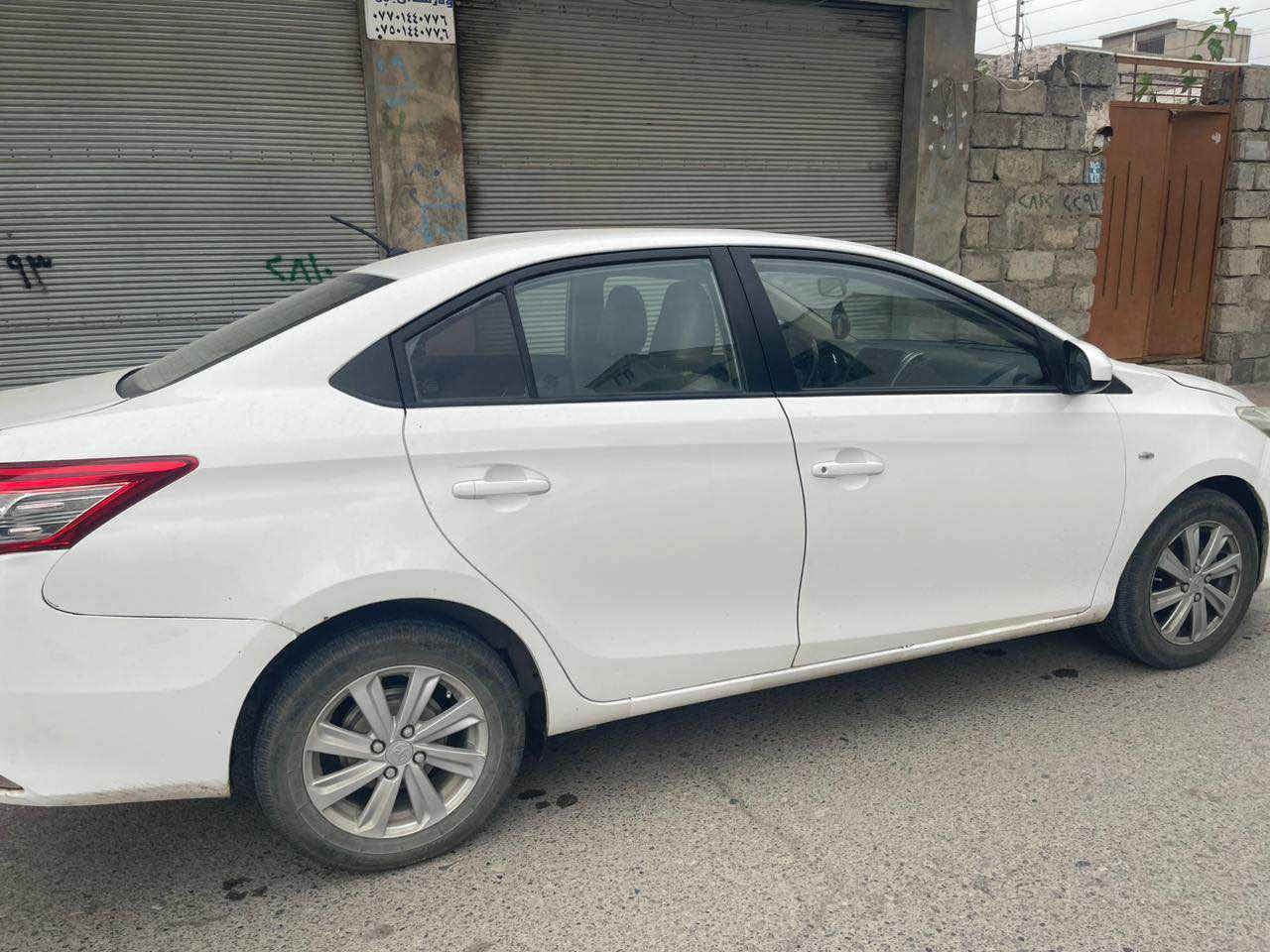 یارس ٢٠١٤ خلیجی 
سفری شەریکەی سید نهرۆیە 
بۆیاخ تەنها چاملغی پێشەوە لای سایەق بۆیاخە یەک ساردی هەیە
گێر و مەکینە و کارەبایی و تەقەورەقە و تەبرید هەموی بەشەرت
سەنەوی رەقەم هەموی نوێیە و بەناو خۆمە
سەیارەی ماڵەوەیەو زۆر رێک و جوانە و بێ مەسروفە
سعر ١١٠ وەرەقە و معامەلە
شوێن قەڵادزێ
پەیوەندی: تەلەفۆن و واتس ئەپ لەسەر ئەم ژمارەیە
***********
0750 164 0601
تێبینی: من تەنها پۆستم کردوە نامە بۆ من مەنێرن بشدار, السليمانية
