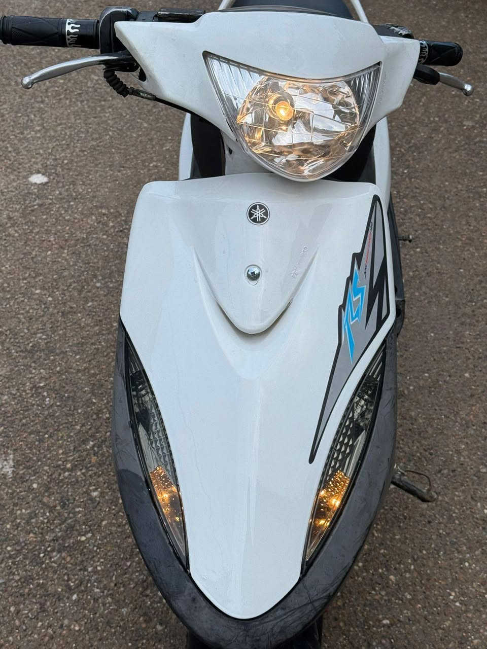 سلام عليكم دراجه ماكس عدله بلادي 49 نكره سلف هندر نضوح تبخير ماكو داخل ملح كلها ملح.دراجة 🗽🚴🔥 بيها صالنصه اصليه رياضي ويل كب اصلي خير من الله دراجه كهربائيه شغلات كلها 🫥💥 رايدها ٧٠٠ بيها مجال شي قليل مكاني بياع شارع قطره ندى 🤍 رقم الهاتف ***********
