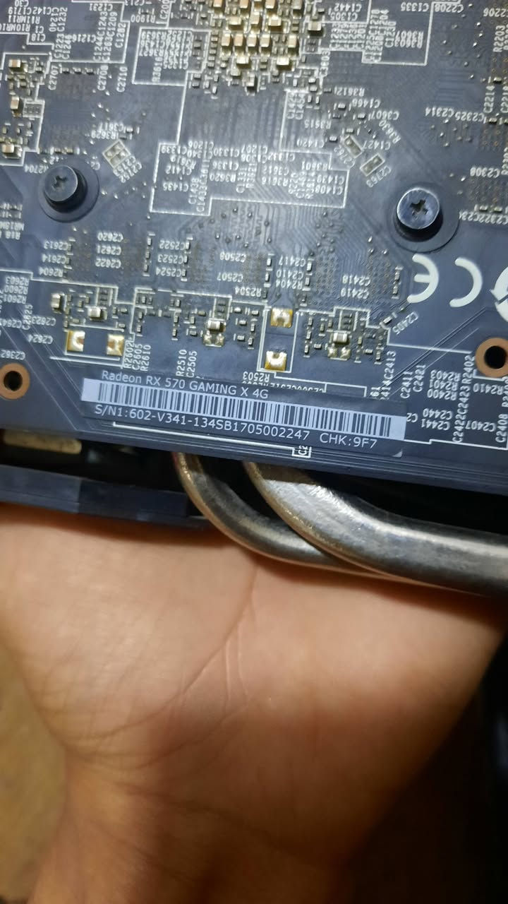 جاي اجمع بيها واحتاجيت فلوس اذا تريد توصيل دزلي مندوب توصيل ما عندي وكلهن مفحوصات وجاهزات 

الكارت rx 570 4gb 50 الف 

المذربورد x99 
 المعالج النادر intel xeon e5-2690 v3 
ثنينهن ب50 

الهاردات ثنينهن  30

الكيس 40

ونصيحتي الي يريد تجميعة اخذها وشد باور ورام وتونس 

 مكاني بغداد الشعب شارع الصحة اعتماد واتساب ***********
