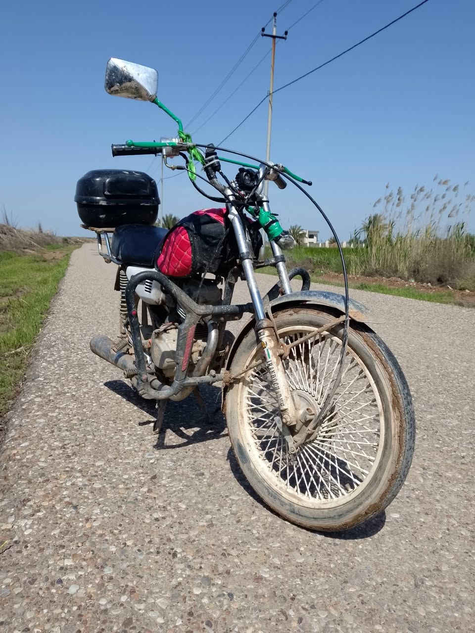 سلام عليكم دراجة للبيع مديل 2018
سعر 250
وبيهه مجال ***********
بغداد الراشديه
