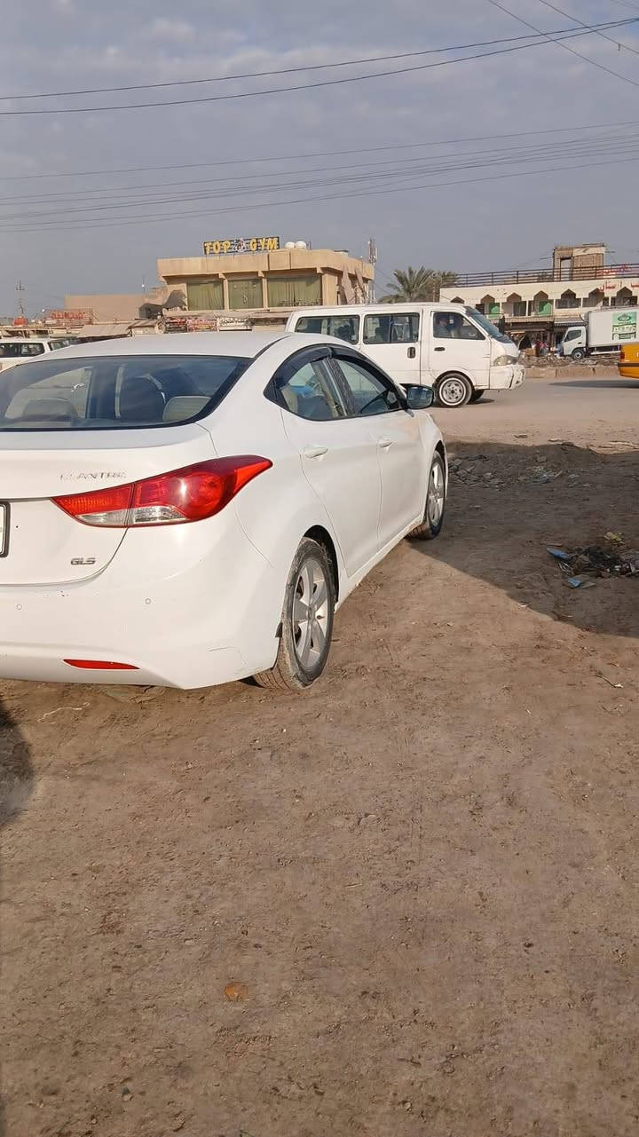 البيع انتره موديل 2012 سياره خليجي سياره بيه سونار بيه حزام بسمي ثاني يوم تحويل مكينه ١٨٠٠ رقم بغداد مشروع وطني مكان بغداد ابو غريب مكالف بل نشر ***********السعر ١٠٥ بيه مجال سياره جاهزه من كلشي
