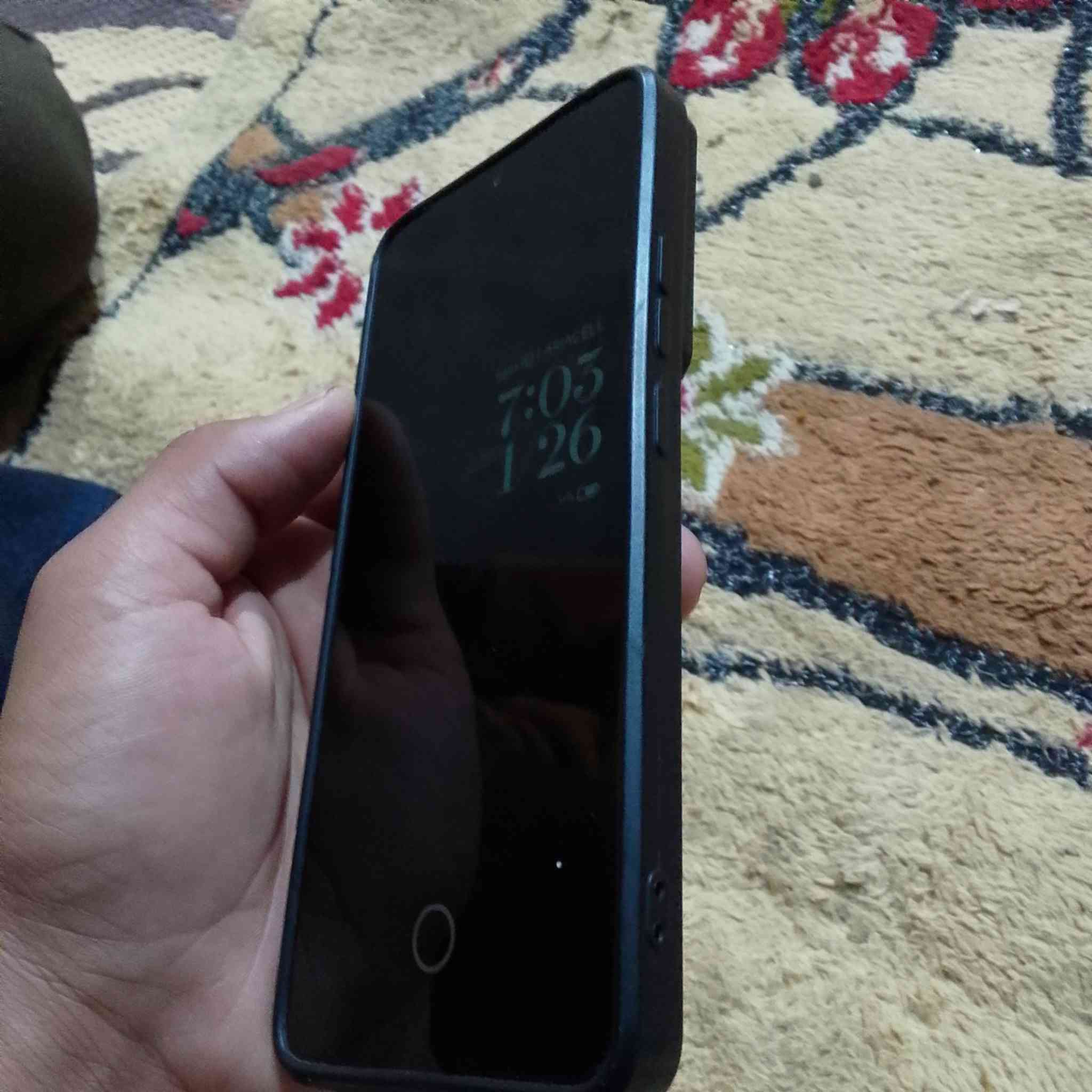 موبايل للبيع ذاكر 512 او مراوس باي فون
120 فريم ببجي ***********👍🏿
