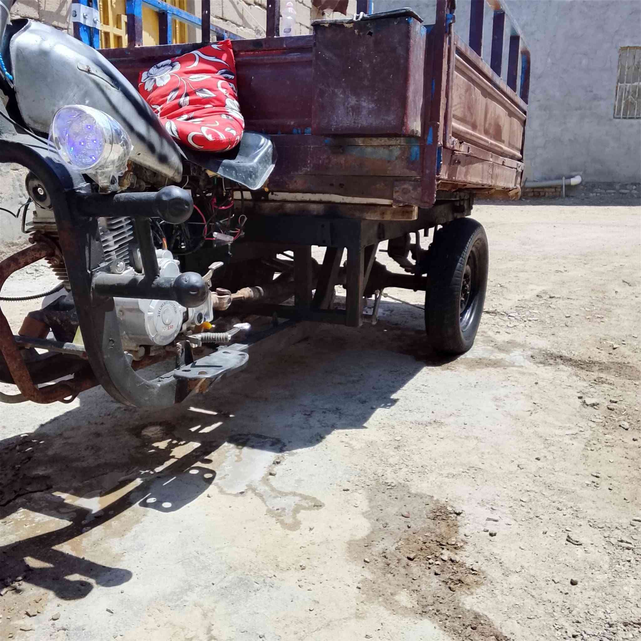 ام تي ار للبيع. مكينه كربلائيه 2020 اربع براغي.مفتوحه ولفات فقط. كلشي جديد ضفيره. لايت. هورن. جوزه. سكنات. شوته. شيش بريك. كابريتر جديد. تايرات جدد قبل شهر مشدودات. وياله مابيهن عواج ولا فطر.فيلسه جديد..... السعر 600الف قفل قفل قفل🔒 بدون مداهر محتاج واريد ابيعهاا المكان البصره الاهوير *********** واتساب واتصال ما متواجد خاص
