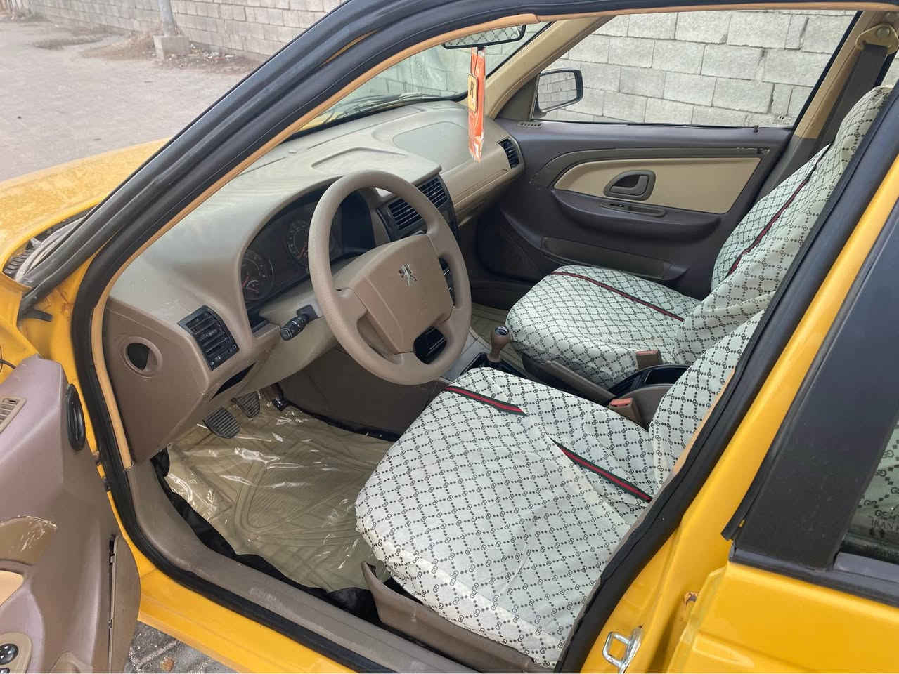 بيجو اكد موديل 2016 دشبول عالي سياره جاهزه مكينه كير حداده تبريد تخم تاير كله جديد سنويه لل27 مصفره هيئه وغرامات كفاله ضربه تبديل بيهة صبغ زنجار ولا كطينة سياره جاهزه وحلوه شراي يتصل رقمي *********** مكاني الامن الداخلي رايدها 48 وبيها مجال قليل البصرة, العراق
