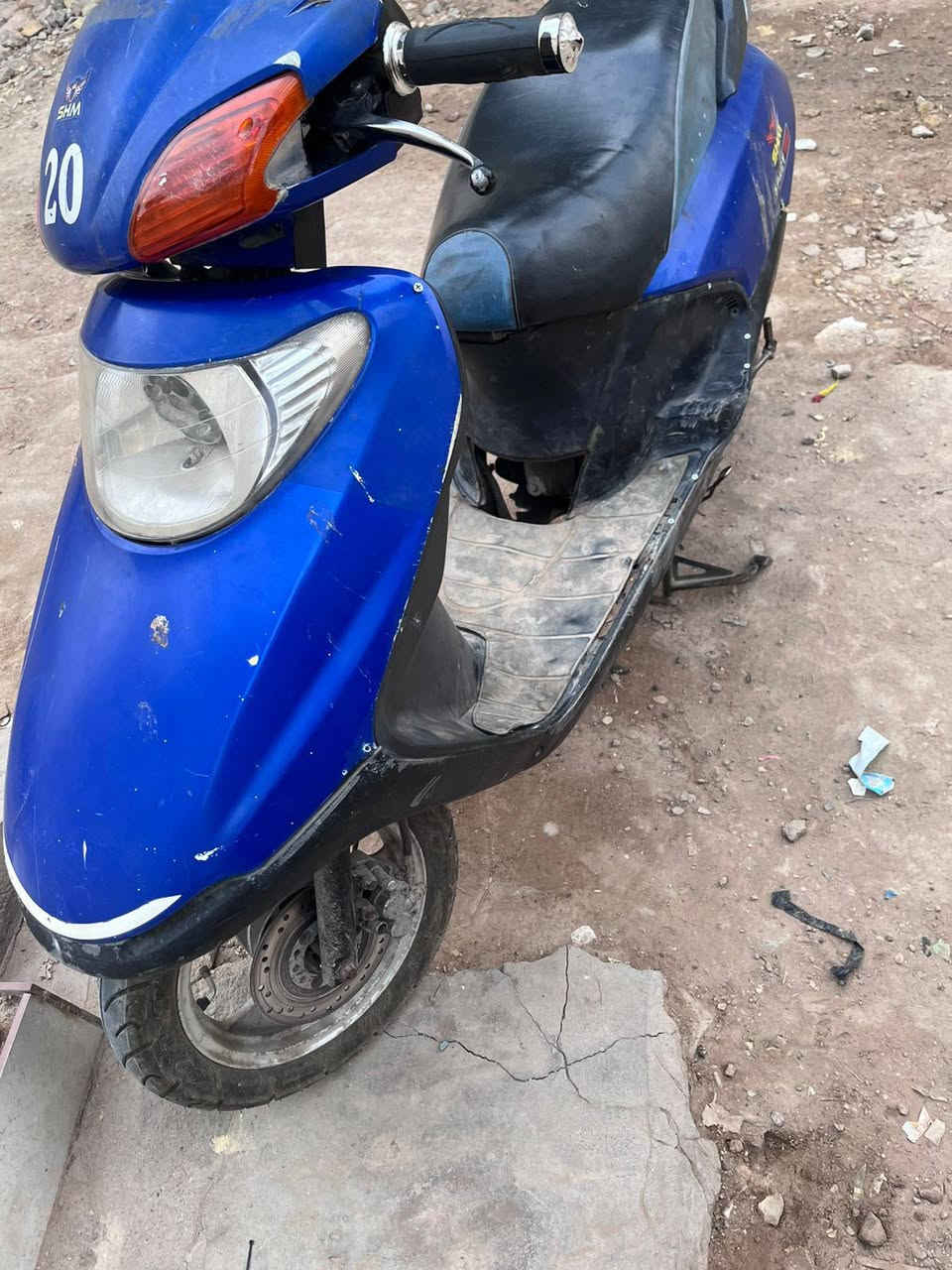 دراجه سبيسي ماليزي دراجة مفتوحه مره تجفيت جديد كهربائيات كامله نكره بكل وقت (بـ٣٠٠) و بيه مجال بصيط
رقم راعيه ***********
