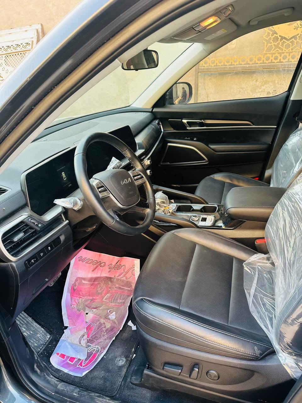 السلام عليكم كيا تيلورايد 2024 وارد امريكي
نص فول 
كشنات منفصل 
هند بريك دكمه 
الحادث مالهة ناشره وي الصور بس الحداده
ورقم الشاصي موجود 
السياره بدون قطره صبغ 
عنوانه مدينه الصدر 
السعر265وبيهة  مجال

(السياره بدون ارقام )

الشراي اتصل واني خادم ماقصر وياك 

***********
