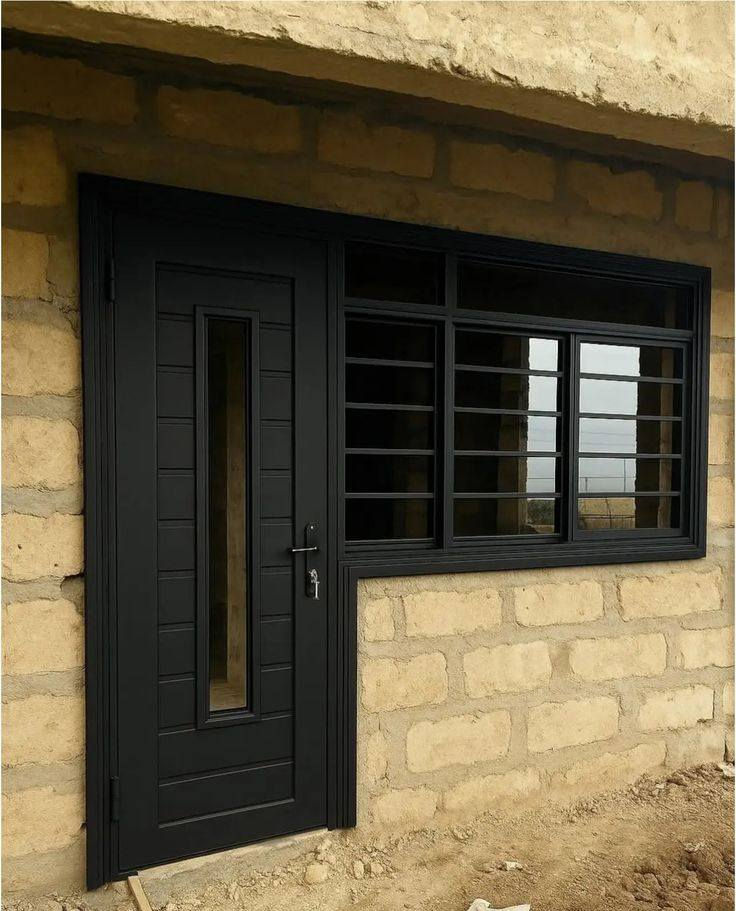 صبغ شبابيك//تنظيف//بيوت//وسبق عام/بغداد/للاستفسار رقمي/***********/بو واتساب/🏫🏢🏬🏯/بيوت متروكه وتنظيف واعاده صبغها موجود شقق تنظيف وصبغ موجود بس تنظيف هم موجود راسلني واتساب واستفس//
