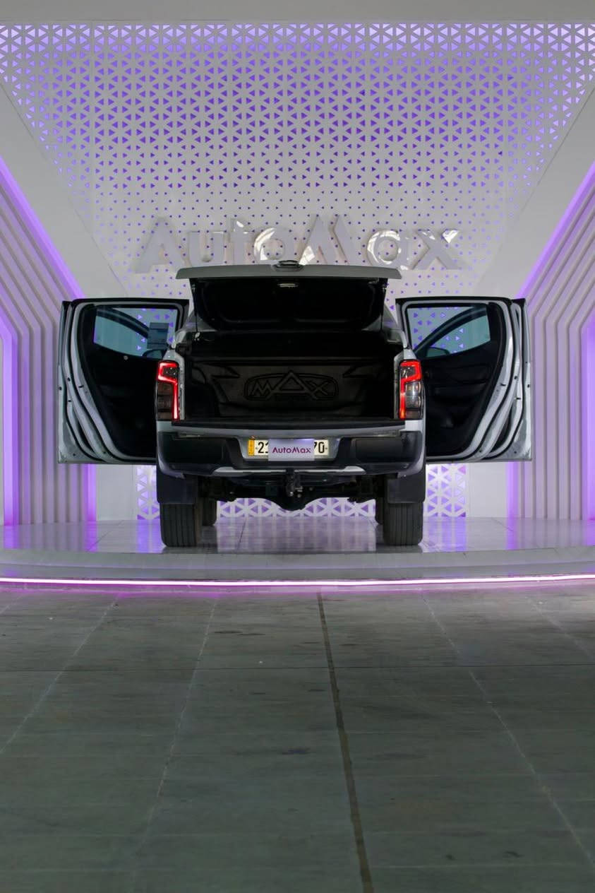 بيكب L200 (2020)4X4
بدون صبغ  ماشي 164km

رقم وهزه كلها جديد 

تحويل مباشر رقم سليمانيه

سعر193$ وبي مجال 

📍ديالى خانقين 

***********
