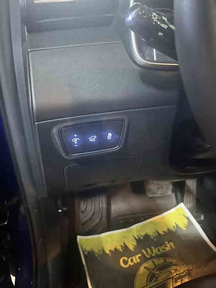 السلام عليكم 
للبيع توسان موديل 24 
حادثه كلش خفيف 
سيارة ماشي 11مايل 
كشن كهرباء 
صندوك كهرباء
ترحيب 
بصمه 
سيارة اخت زيرو جديدة بمعن الكلام 
سياره تترقم شمالي 
دخول جديد 
سعر سياره 175 بيه مجال حك جيه 
مكان سياره الانبار 
رقم الموبايل ***********
صور الحادث مرفق
