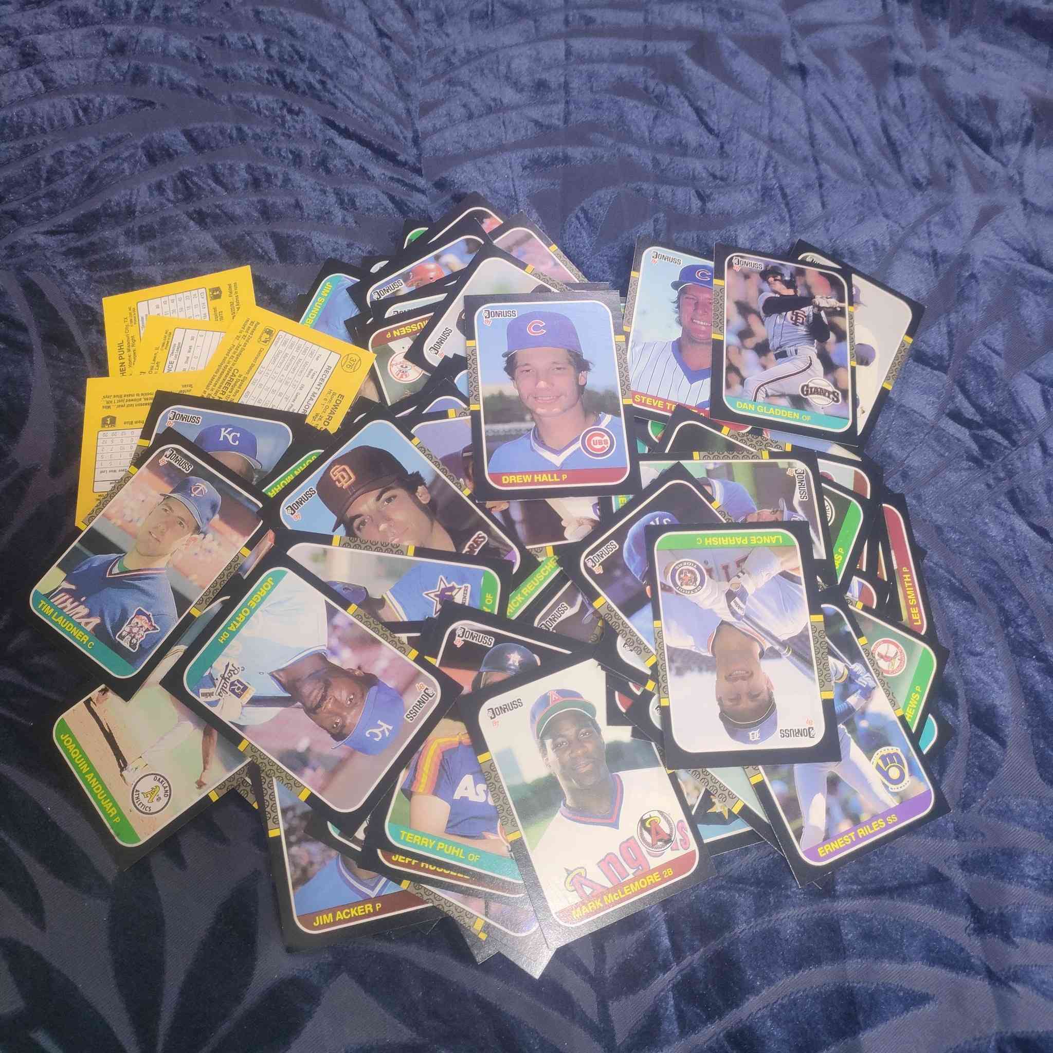 تصاوير سنه 86قديمات 150قطعه على.   سعر


**إذا كنت صاحب هذا الإعلان وتريد حذفه لأي سبب، رجاءا أرسل رسالة إلى الدعم الفني**