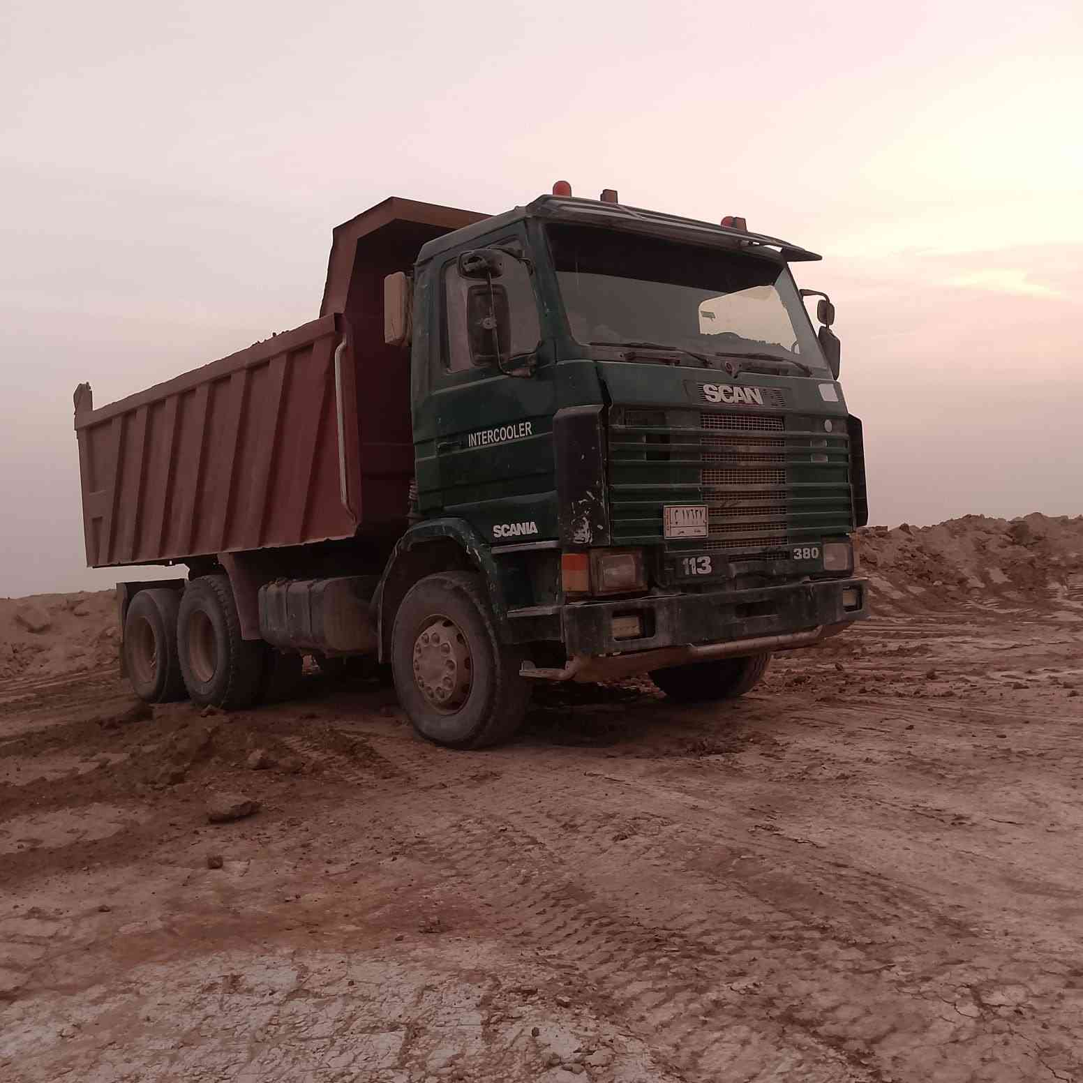 السلام عليكم سيار اسكانيه مكينه جديد بلكارتون لاتنقيص ولاتبخير كير جديد توه شادين جديد كهربيات شغاله قماره نضيفه دواخل انضاف سيار سنوي 28 تايرات والله جديد فطر شاصي ناعم اكسن ماله بيه صوت 

***********
