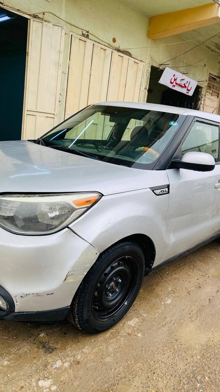 كيا صول موديل 15 رقم بغداد
شاشه كامره 
حساسات 
تحكم ستيرن
مكان السيارة الديوانية
السعر 110 وبيها مجال 
سنوية لشهر 8 

‭0780 189 8472‬
***********
