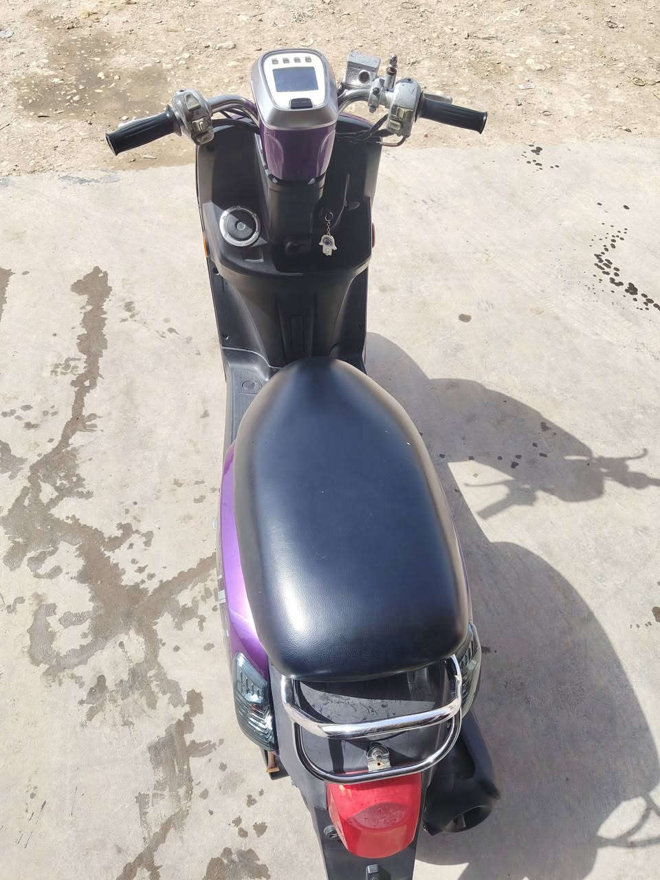 سلام عليكم بوليسي مصطره مديل 14 درجه جديده كفاله مصرله هواي من طلعه السعر 700 وبيه مجال مكان القاسم الاستفسار عله رقم ***********
